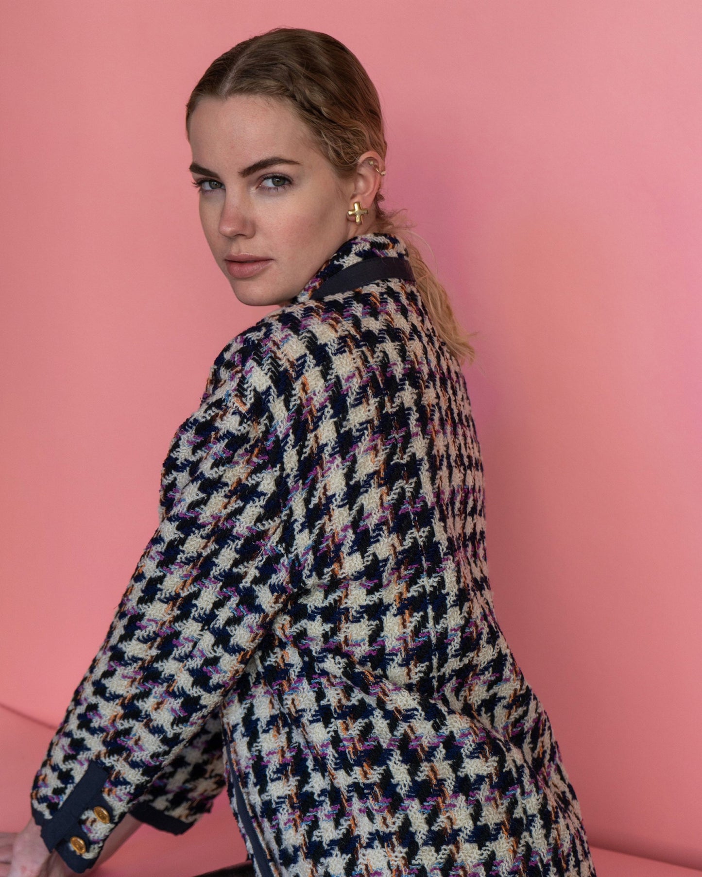 FR38-42 Chanel Fall 1987 Four Pocket Jacket in Multicolor Houndstooth Tweed