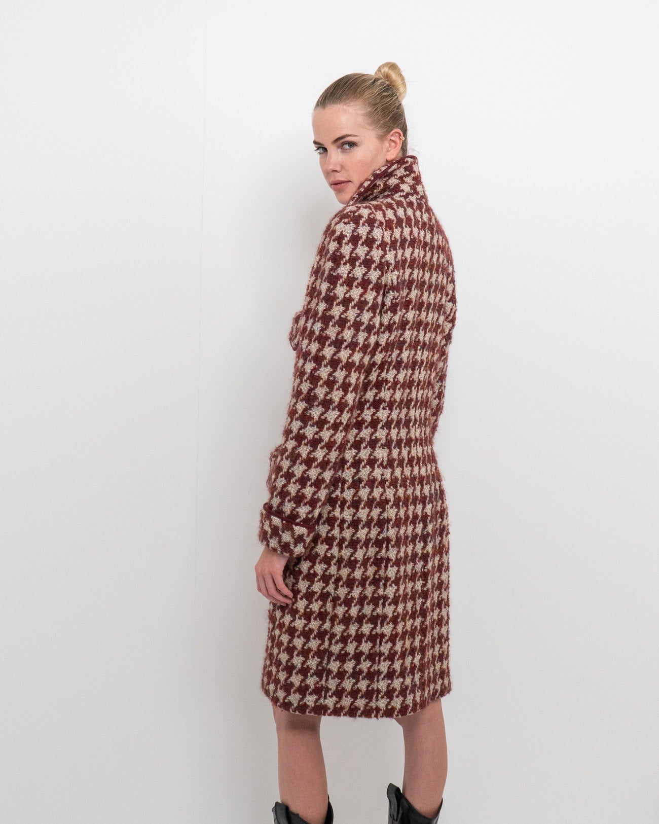 FR34-36 Rare Chanel Fall 1990 Four Pocket Houndstooth Tweed Coat