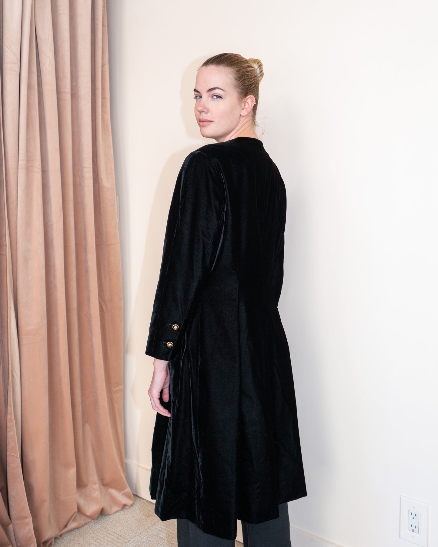 FR42-44 Rare Chanel Fall 1993 Collarless Four Pocket Black Velvet Coat - Vintage Chanel Jacket - - Rarchive.