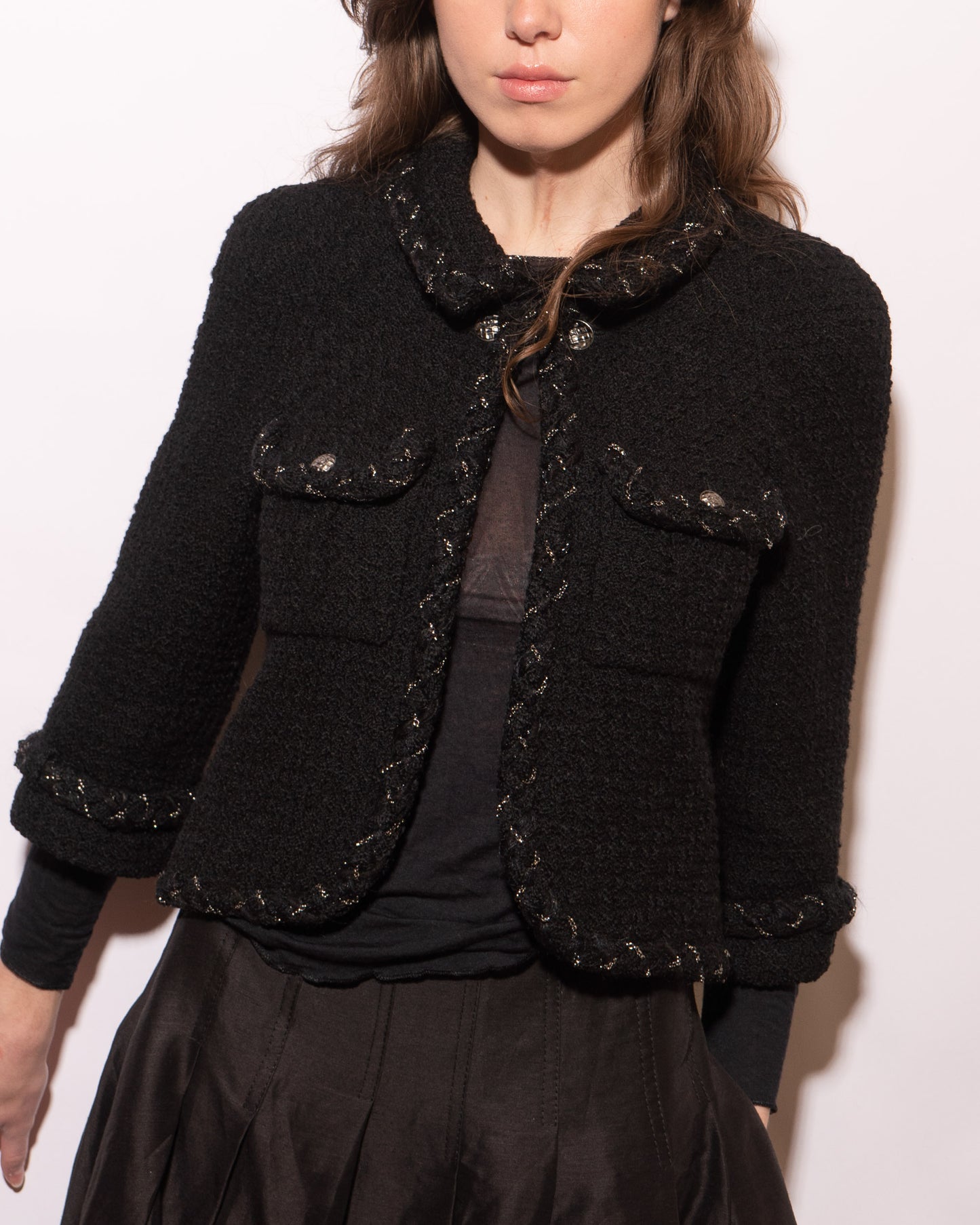 FR36-38 Rare Chanel Fall 2007 Two Pocket Chain Detail Trim Black Tweed Cropped Cut Jacket - Vintage Chanel Jacket - - Rarchive.