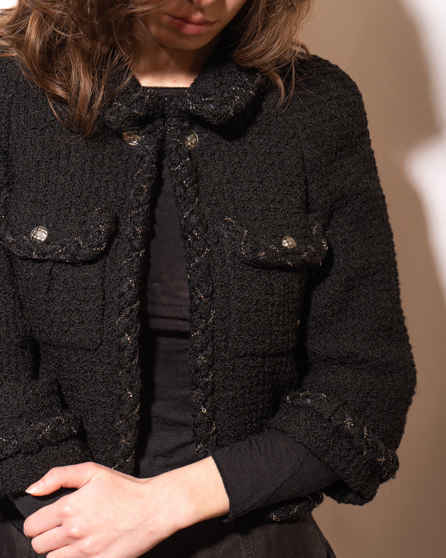 FR36-38 Rare Chanel Fall 2007 Two Pocket Chain Detail Trim Black Tweed Cropped Cut Jacket - Vintage Chanel Jacket - - Rarchive.