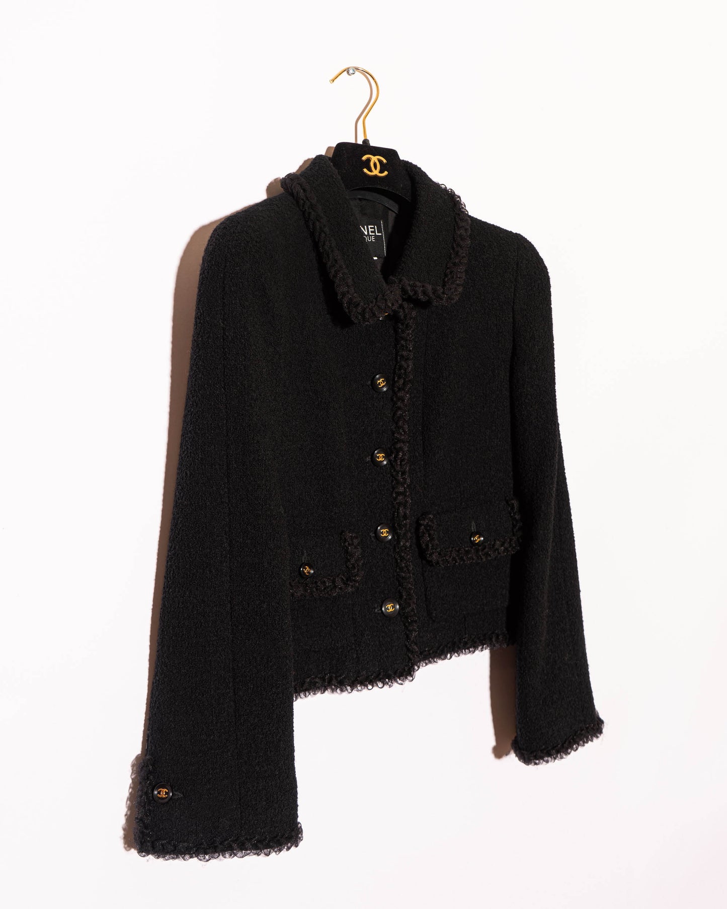 FR36-38 Rare Chanel Fall 1995 Two Pocket Black Tweed Boucle Jacket - Vintage Chanel Jacket - - Rarchive.