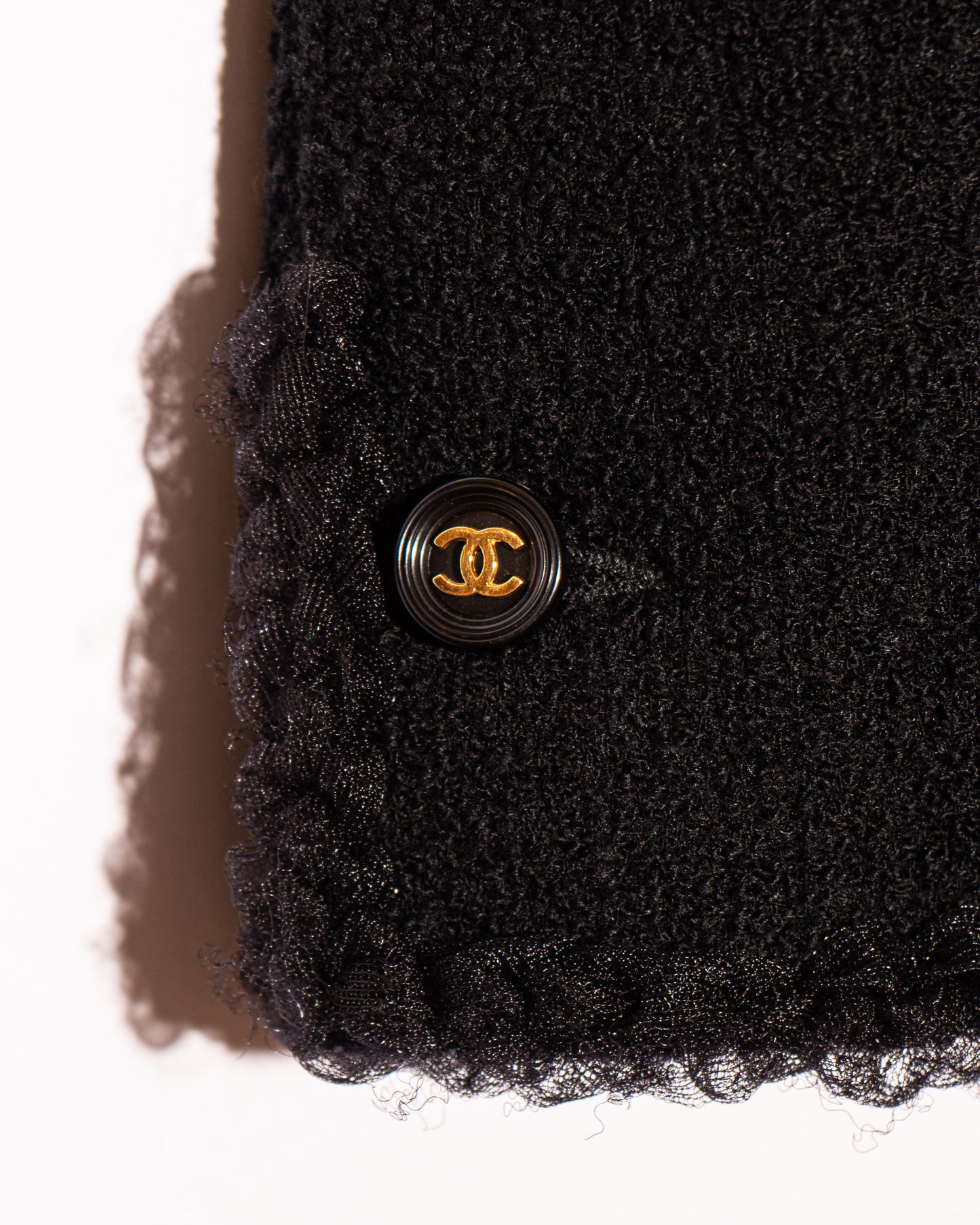 FR36-38 Rare Chanel Fall 1995 Two Pocket Black Tweed Boucle Jacket - Vintage Chanel Jacket - - Rarchive.