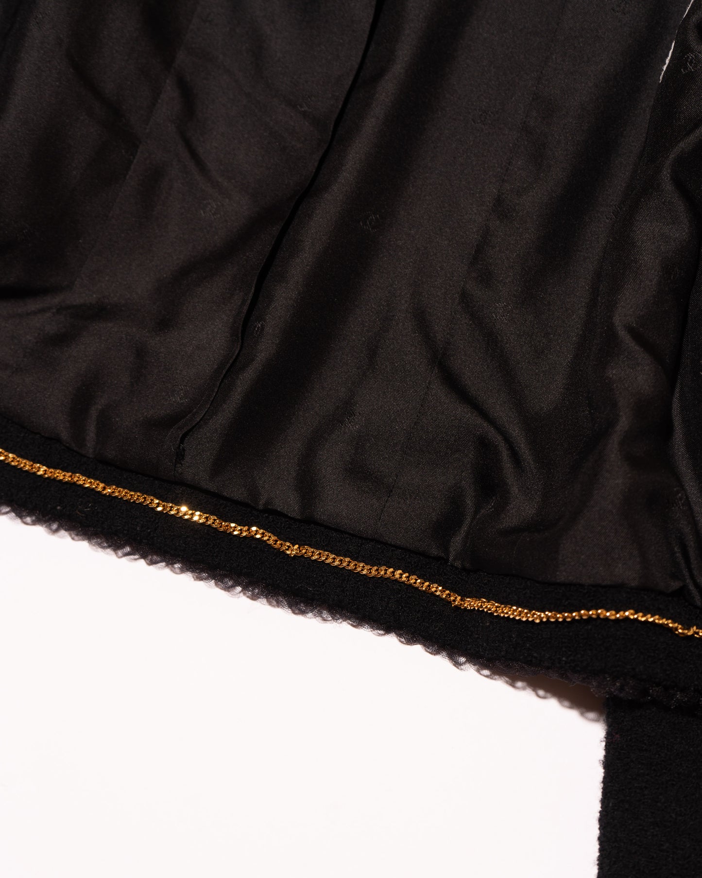 FR36-38 Rare Chanel Fall 1995 Two Pocket Black Tweed Boucle Jacket - Vintage Chanel Jacket - - Rarchive.
