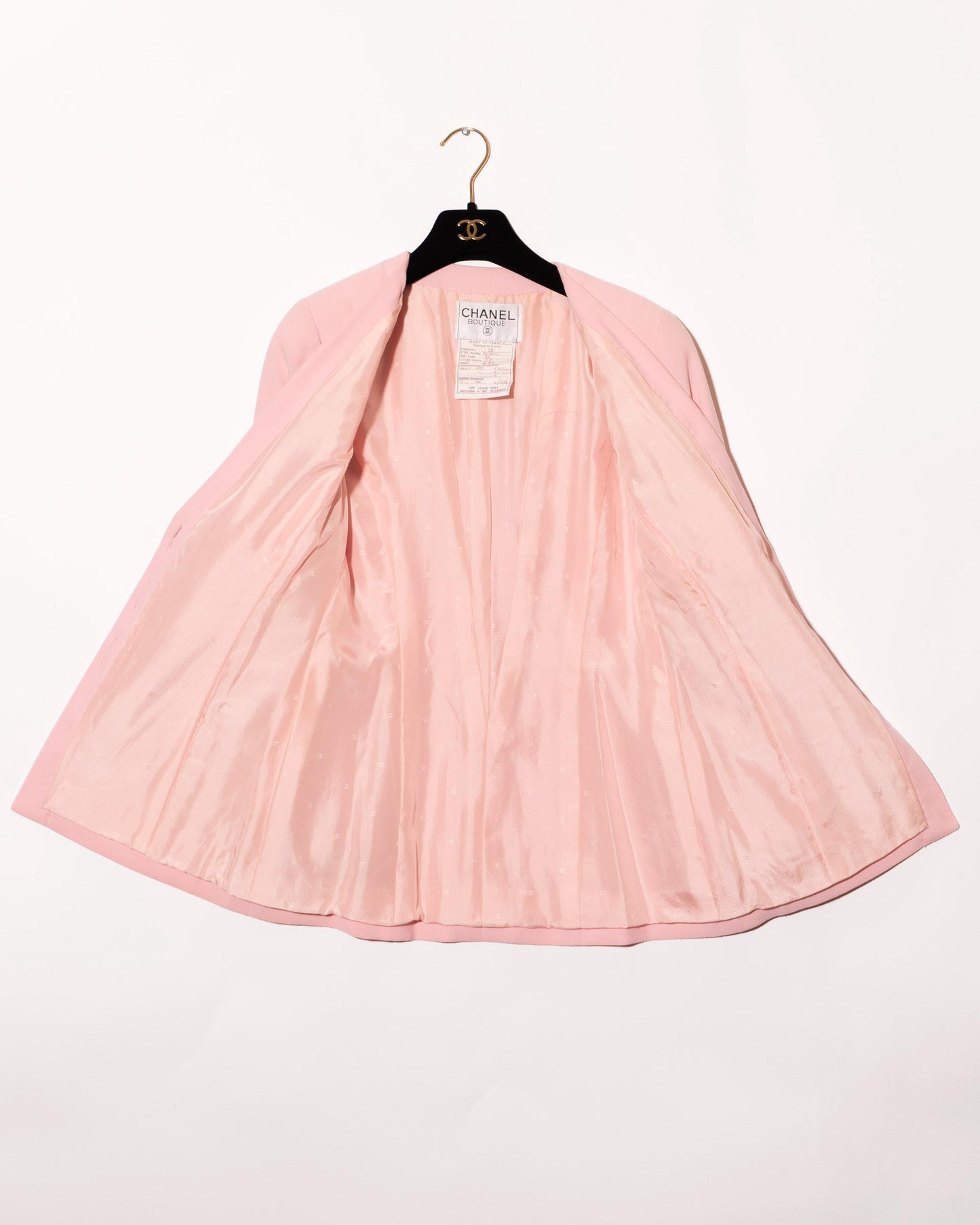 FR36-38 Chanel Spring-Summer 1992 Classic Four Pocket Pink Wool Jacket - Vintage Chanel Jacket -   - Rarchive.