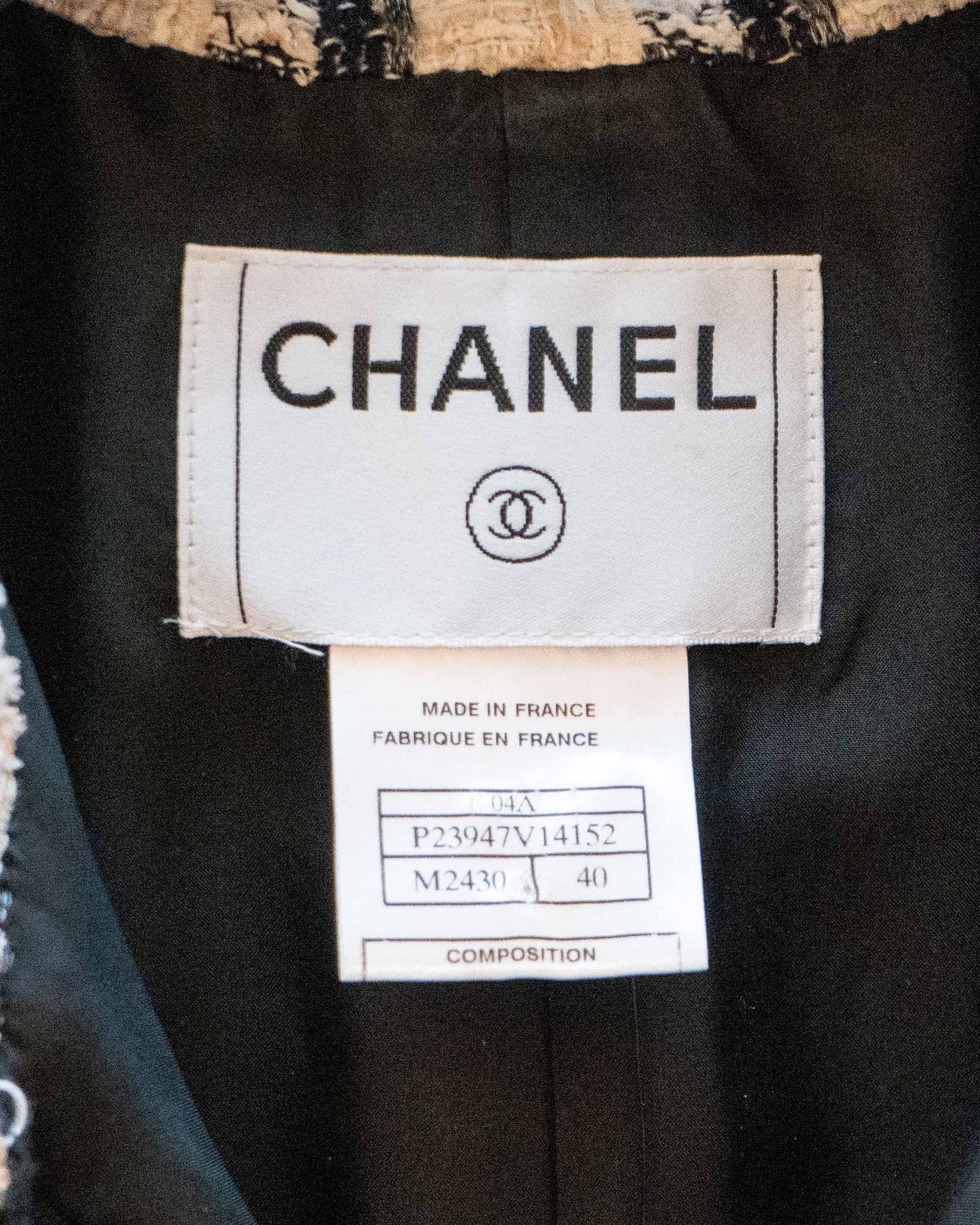 FR38-40 Rare Chanel Fall 2004 Two-Pocketed Houndstooth Tweed Bow Detail Jacket - Vintage Chanel Jacket -   - Rarchive.