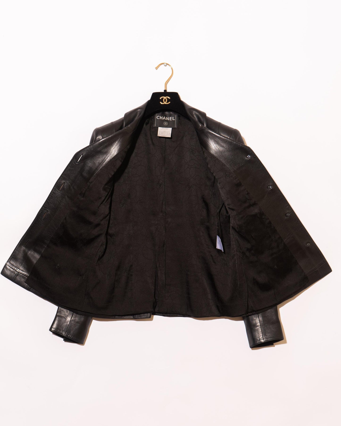 FR38-40 Chanel Fall 2003 Four Pocket Fitted Cut Black Leather Jacket - Vintage Chanel Jacket -   - Rarchive.