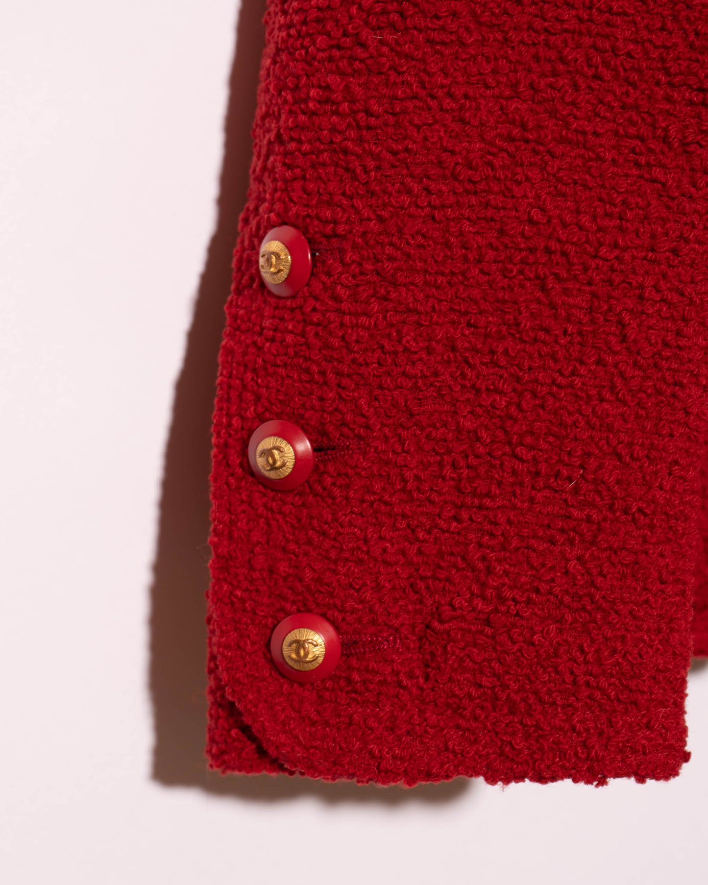 FR38-40 Rare Chanel Fall 1993 Classic Four Pocket Collarless Cut Red Tweed Boucle Jacket - Vintage Chanel Jacket - - Rarchive.