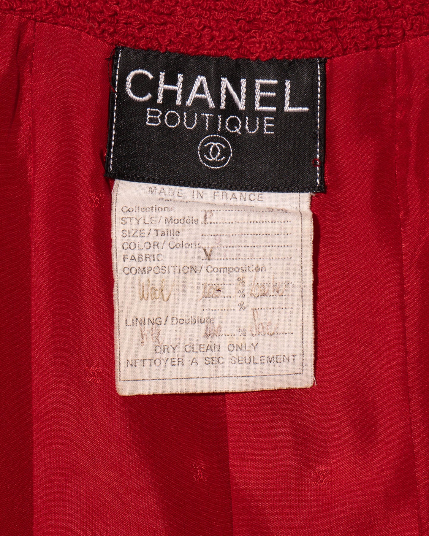 FR38-40 Rare Chanel Fall 1993 Classic Four Pocket Collarless Cut Red Tweed Boucle Jacket - Vintage Chanel Jacket - - Rarchive.