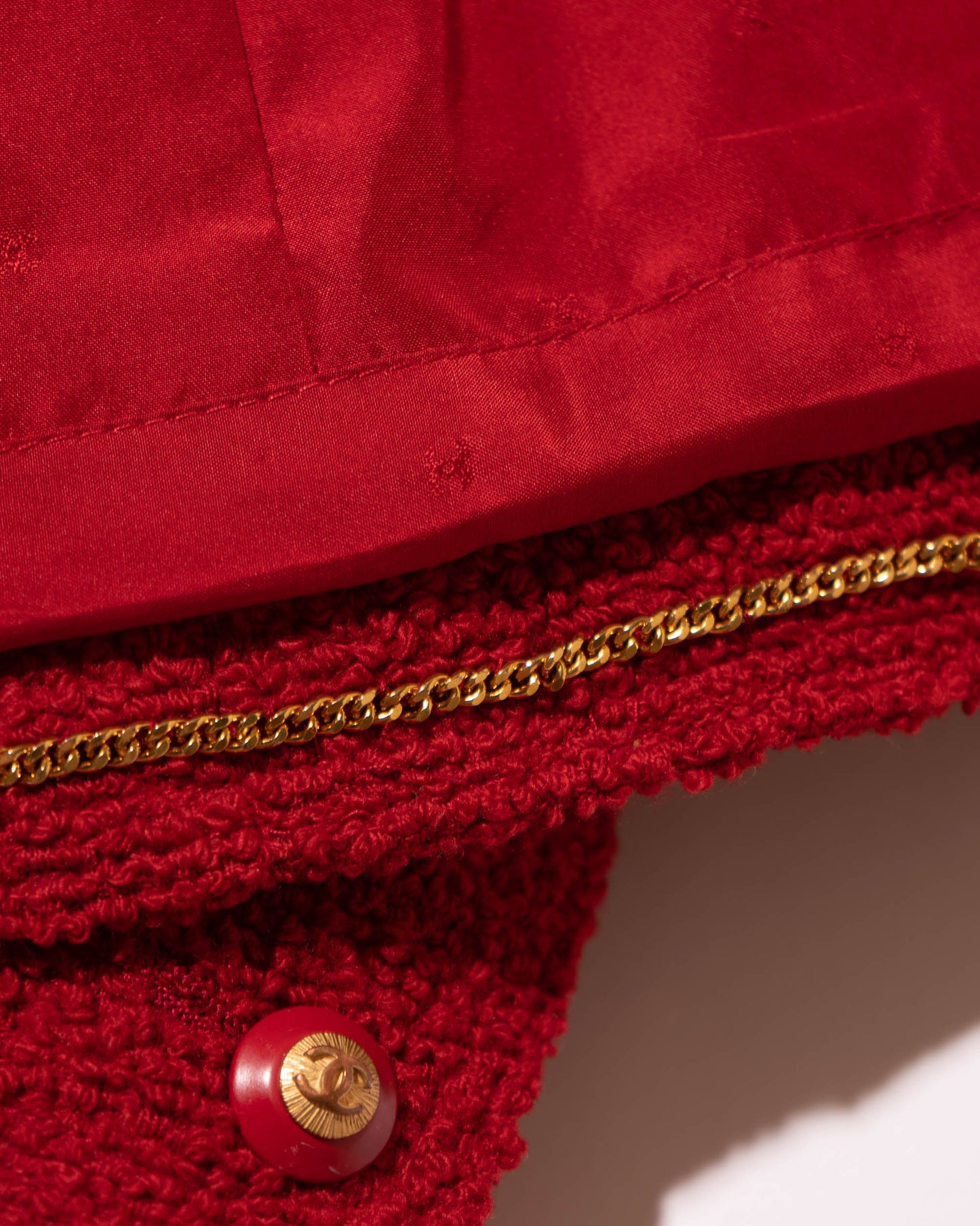 FR38-40 Rare Chanel Fall 1993 Classic Four Pocket Collarless Cut Red Tweed Boucle Jacket - Vintage Chanel Jacket - - Rarchive.