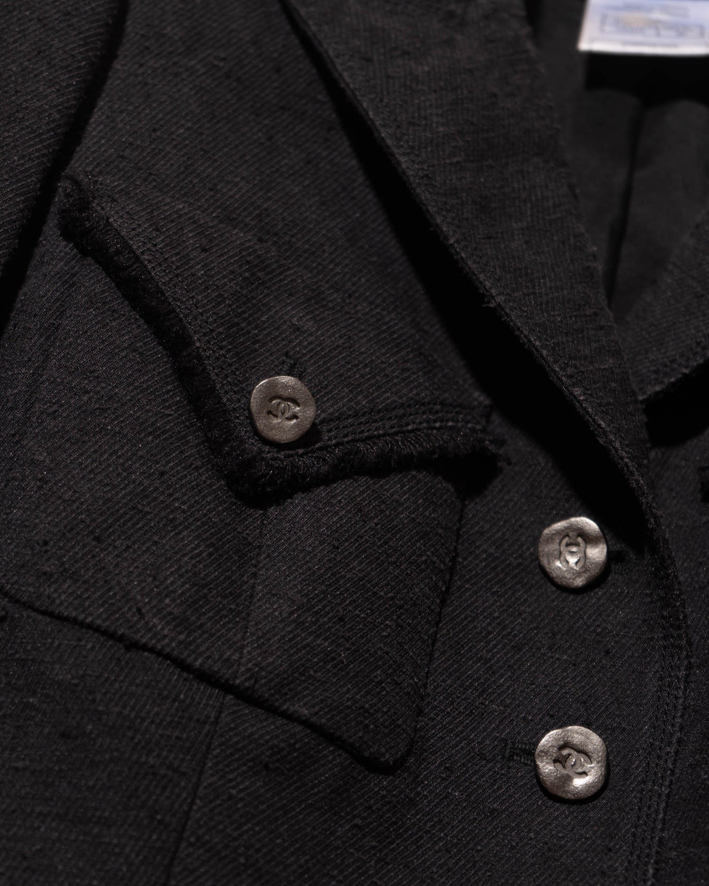 FR36-38 Chanel Spring 2006 Fitted Cut Two Pocket Silk Jacket - Vintage Chanel Jacket - - Rarchive.