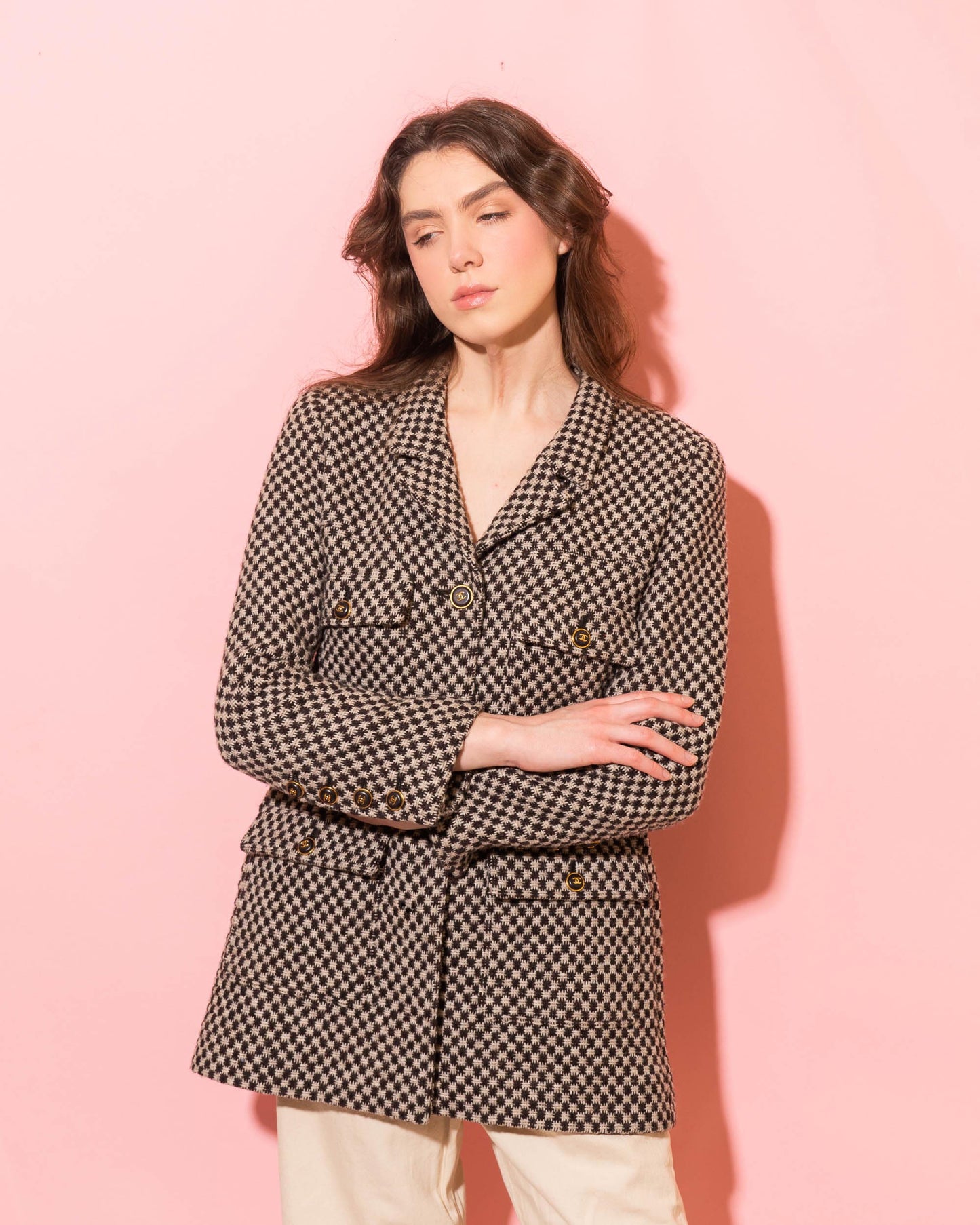 FR38-40 Rare Chanel Fall 1995 Timeless Four Pocket Black and White Wool Tweed Jacket - Vintage Chanel Jacket -   - Rarchive.