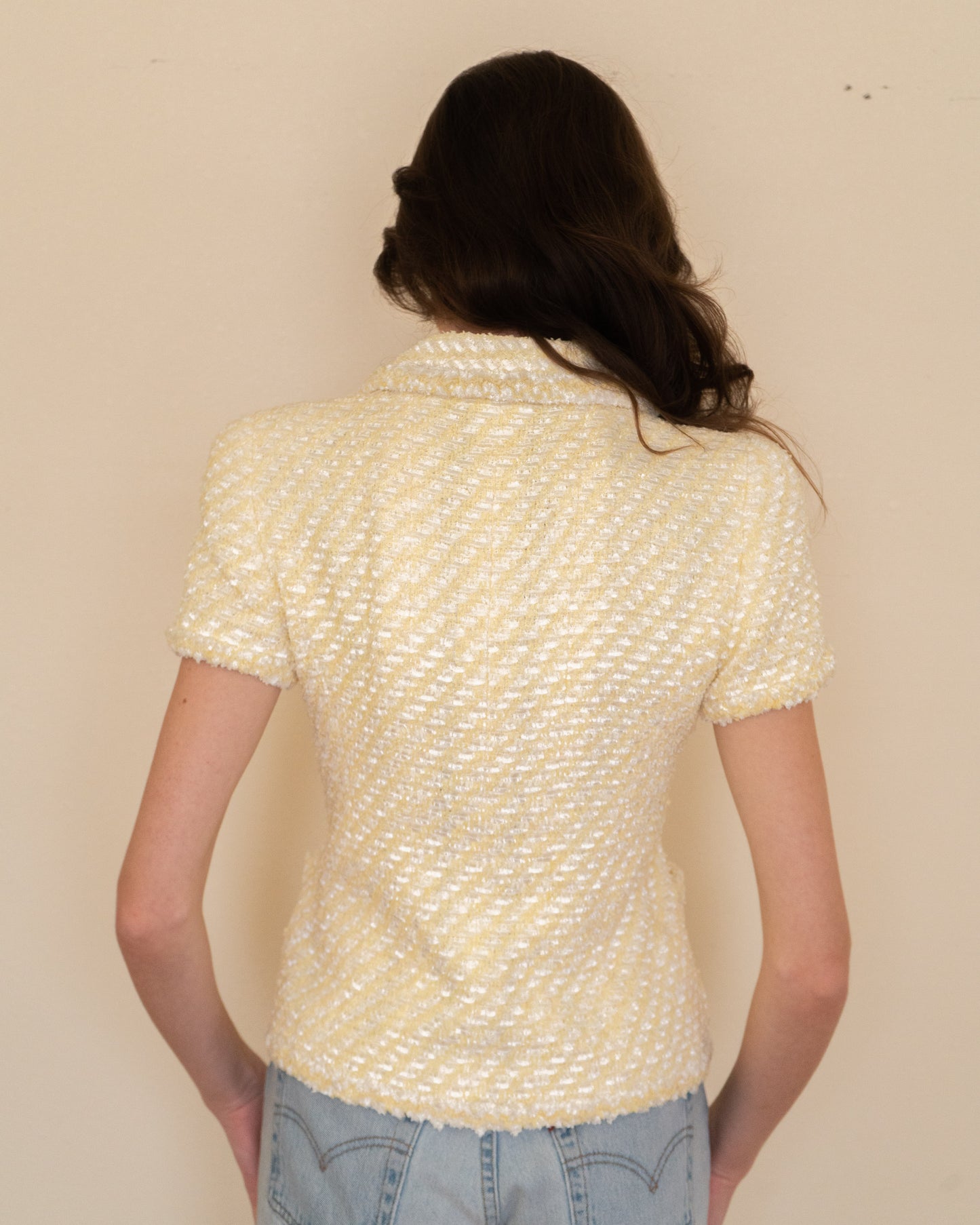 FR36-38 Rare Chanel Cruise 1996 Double Breasted Short Sleeve Four Pocket Yellow and White Fantasy Tweed Jacket - Vintage Chanel Jacket - - Rarchive.