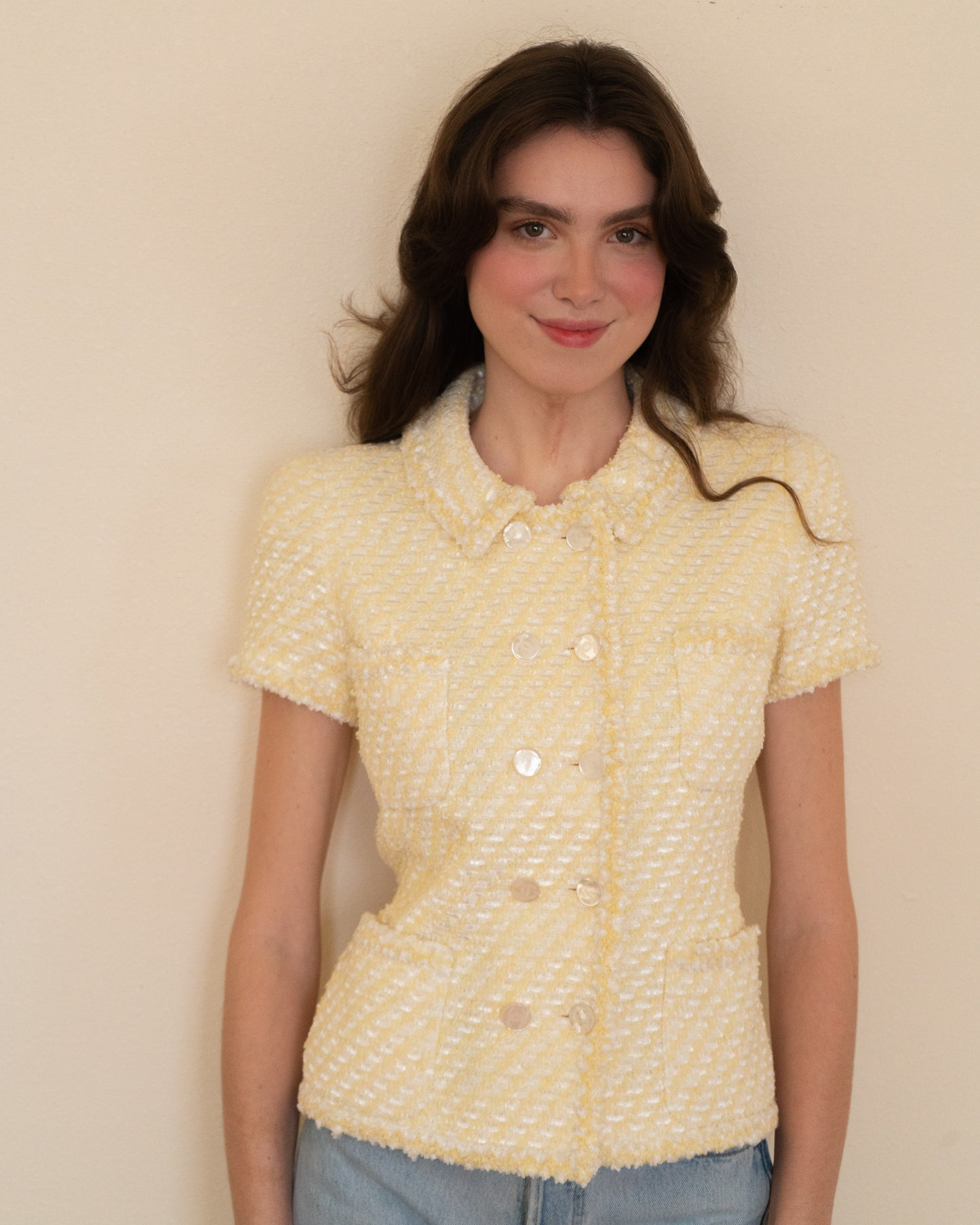 FR36-38 Rare Chanel Cruise 1996 Double Breasted Short Sleeve Four Pocket Yellow and White Fantasy Tweed Jacket - Vintage Chanel Jacket - - Rarchive.