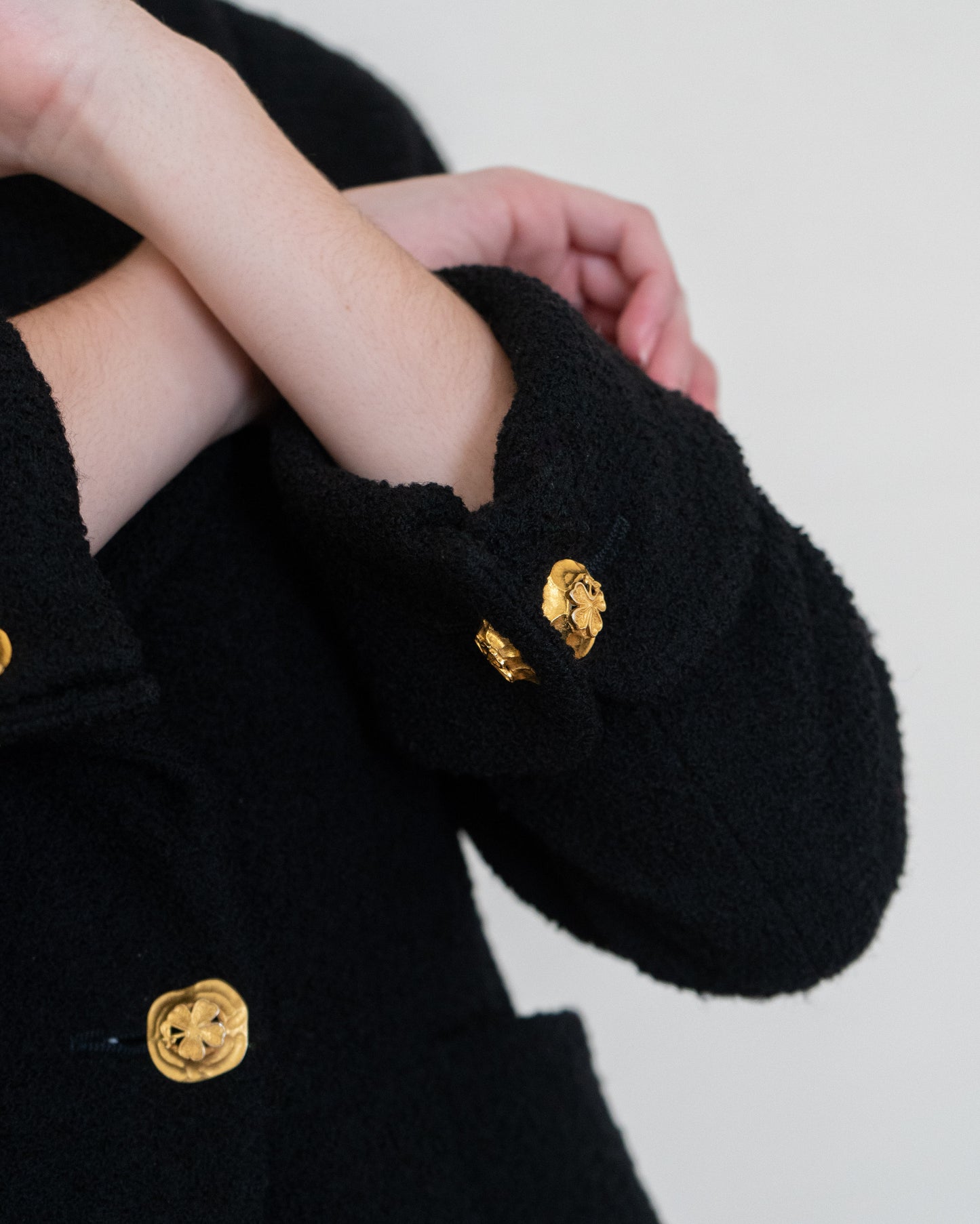 FR36-38 Rare Chanel 1980s Double Breasted Black Tweed Boucle Jacket - Vintage Chanel Jacket - - Rarchive.