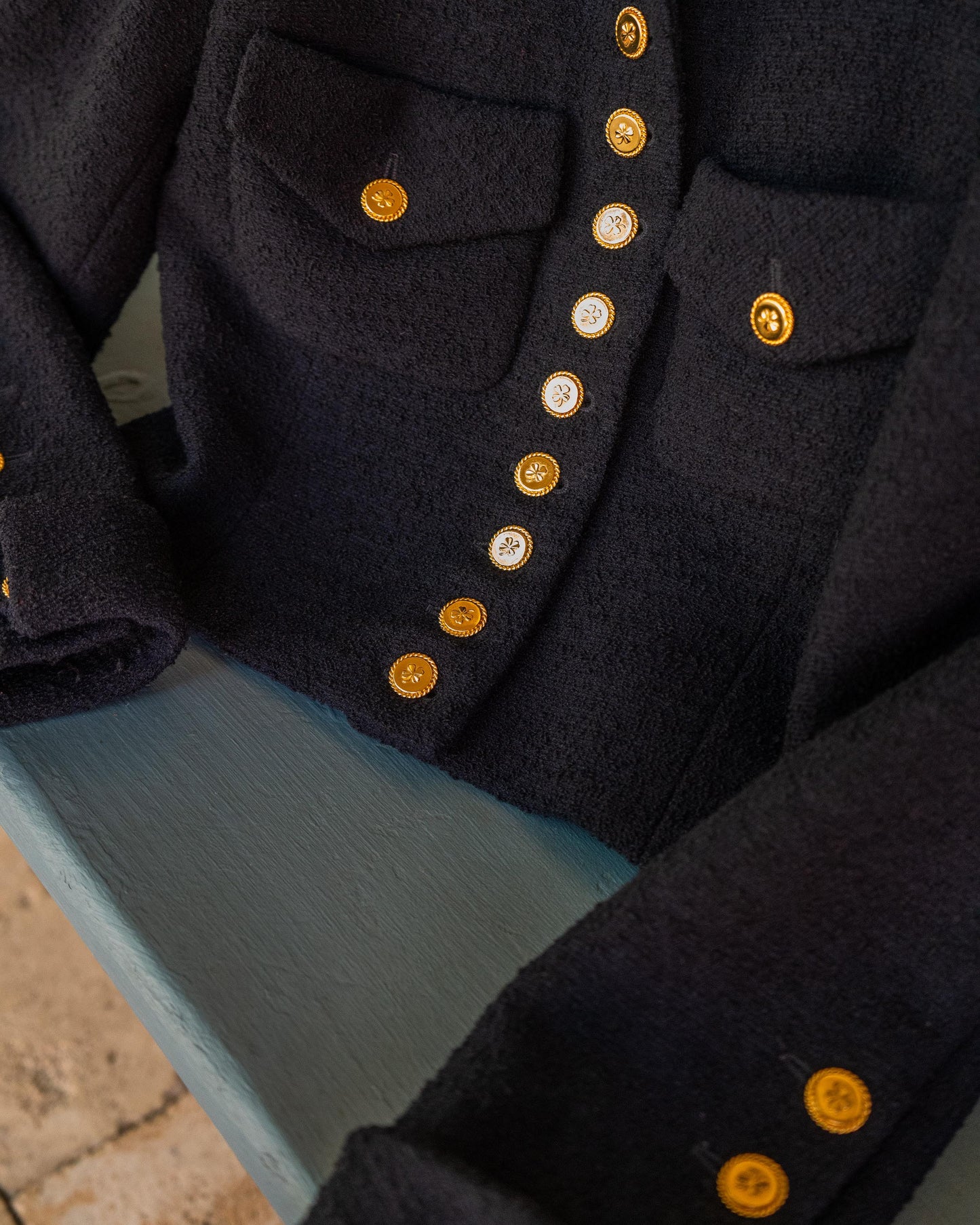 FR34-36 Rare Chanel Cruise 1989 Two Pocket Navy Tweed Boucle Jacket - Vintage Chanel Jacket - - Rarchive.