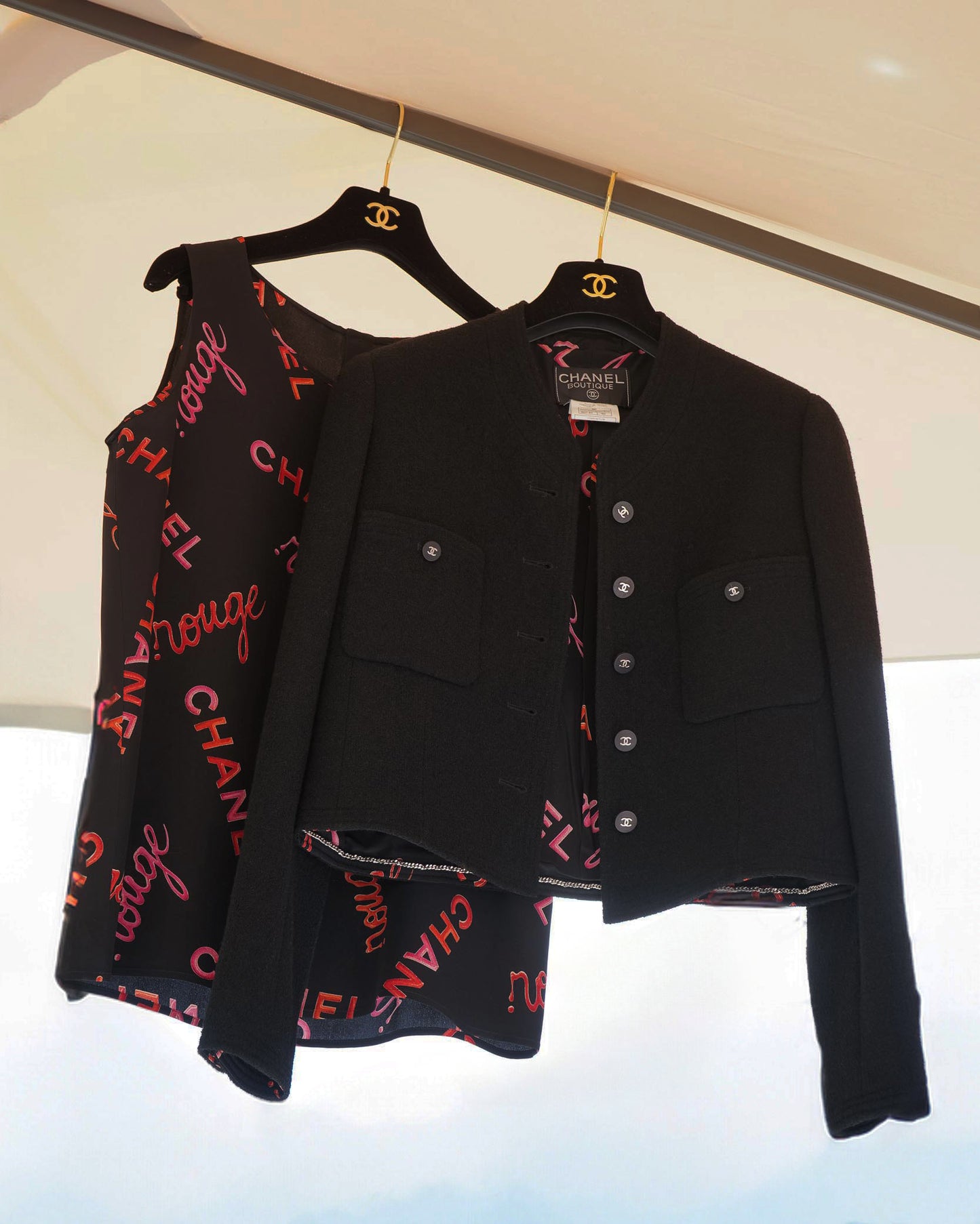 FR38-40 Rare Chanel Spring 1996 Tweed Boucle Jacket And Silk Top Set - Vintage Chanel Jacket - - Rarchive.