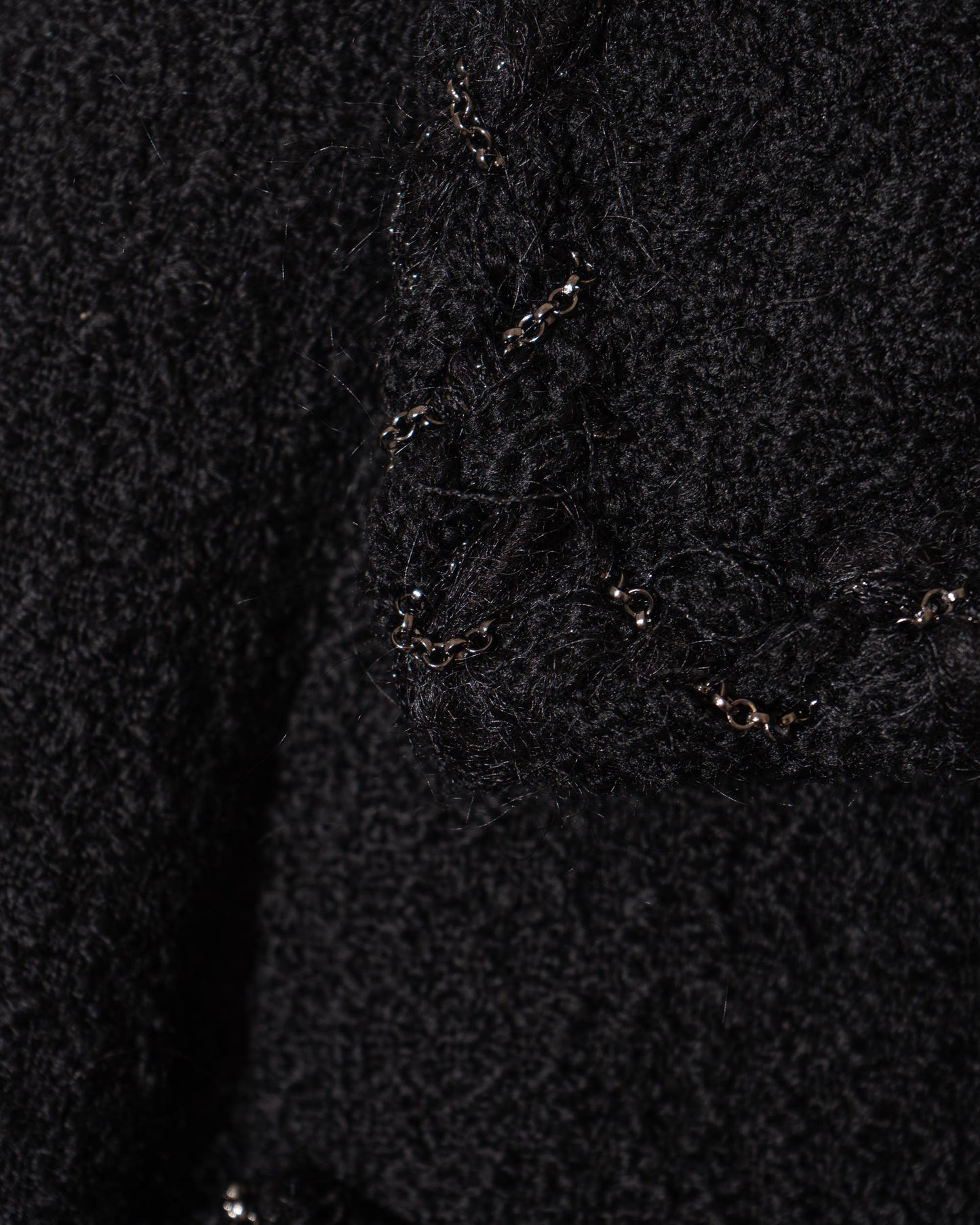 FR36 Chanel Fall 2007 Cropped Two Pocket Metal Detail Trim Black Tweed Jacket - Vintage Chanel Jacket - - Rarchive.
