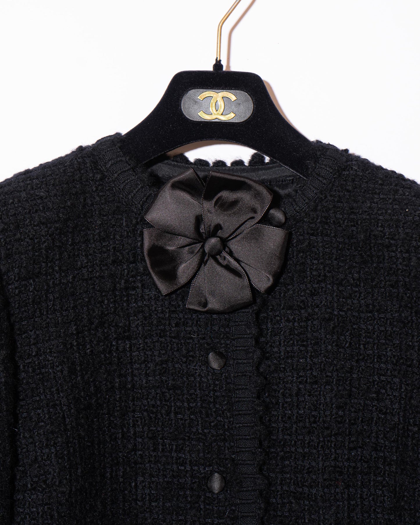 FR40-42 Rare Chanel 1970s Colorless Two Pocket Black Wool Tweed Jacket - Vintage Chanel Jacket - - Rarchive.