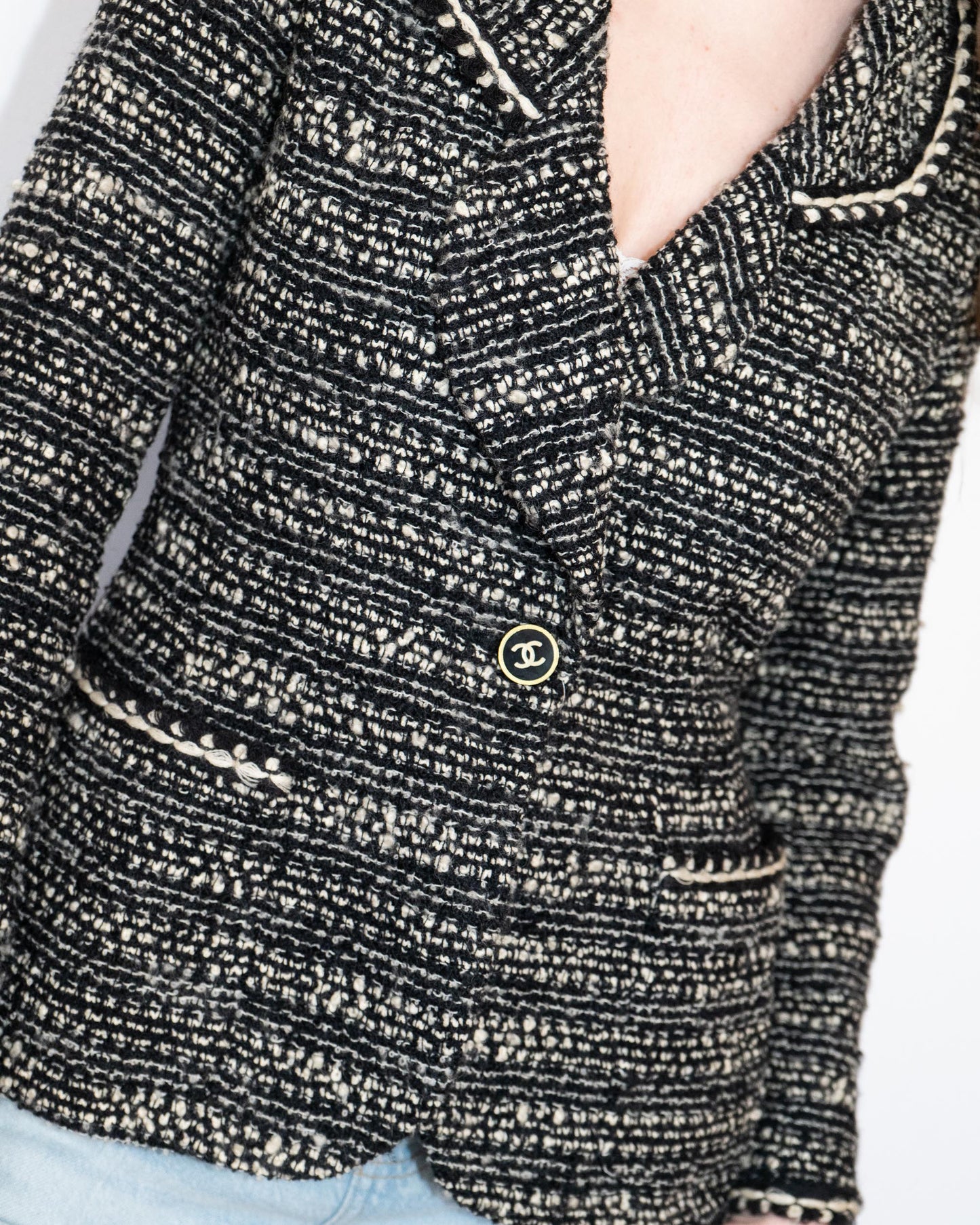 FR36-38 Rare Chanel Fall 1994 Two Pocket Black And White Wool Tweed Jacket - Vintage Chanel Jacket - - Rarchive.