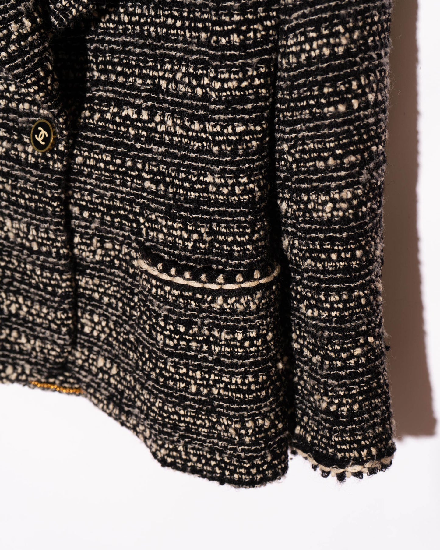 FR36-38 Rare Chanel Fall 1994 Two Pocket Black And White Wool Tweed Jacket - Vintage Chanel Jacket - - Rarchive.