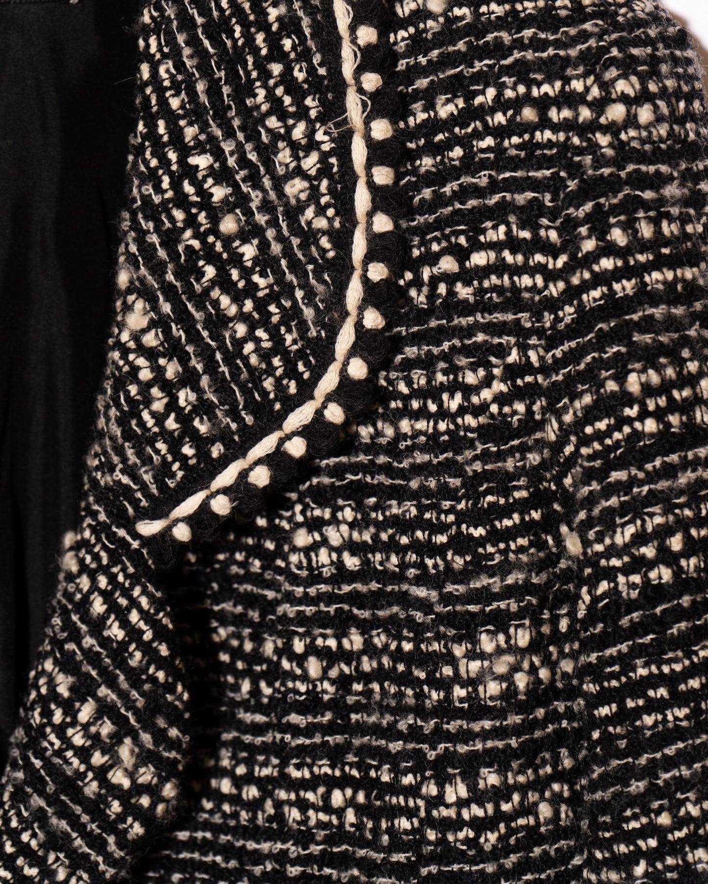 FR36-38 Rare Chanel Fall 1994 Two Pocket Black And White Wool Tweed Jacket - Vintage Chanel Jacket - - Rarchive.