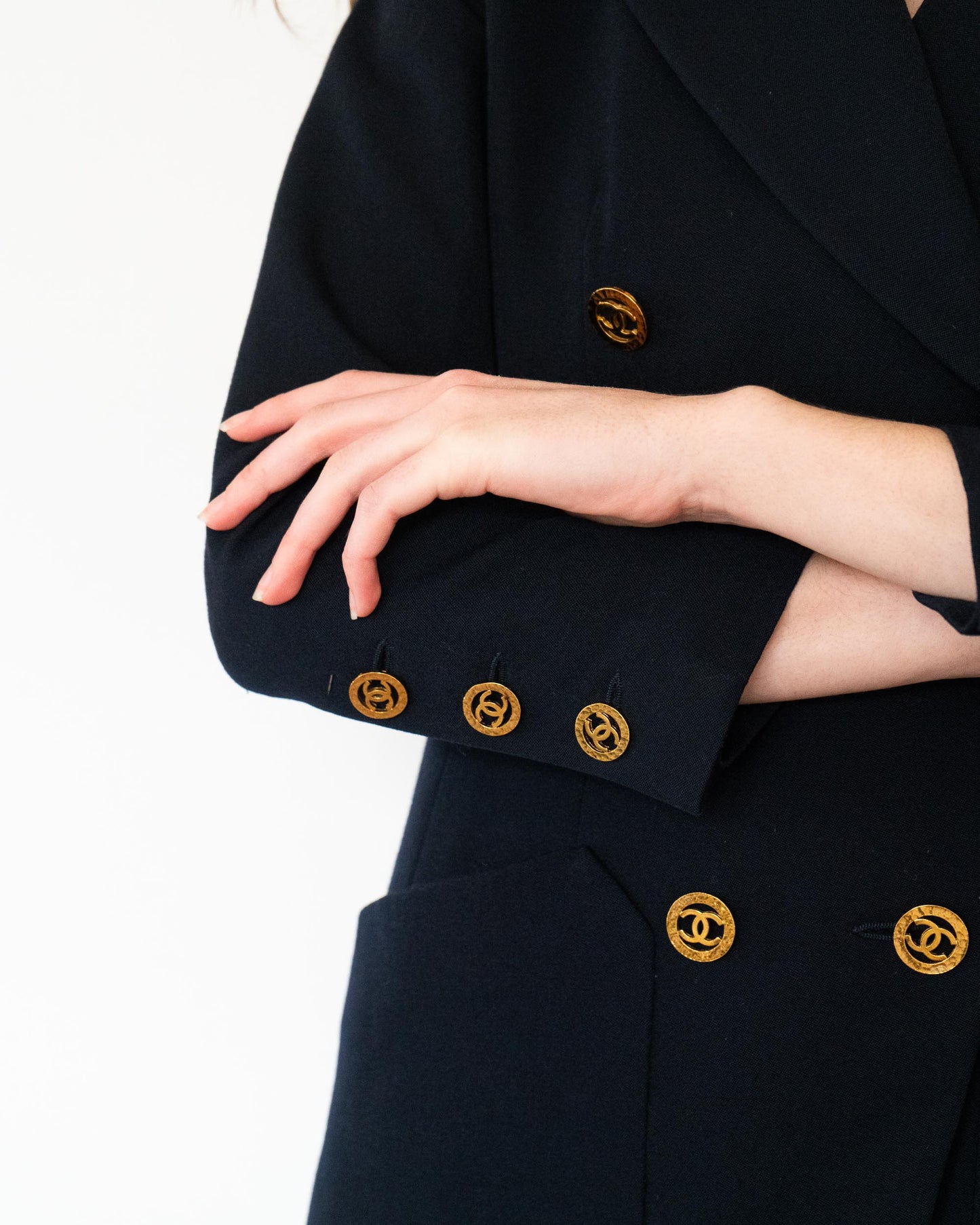 FR36-38 Chanel Cruise 1993 Fitted Cut Two Pocket Double Breasted Dark Navy Jacket - Vintage Chanel Jacket - - Rarchive.