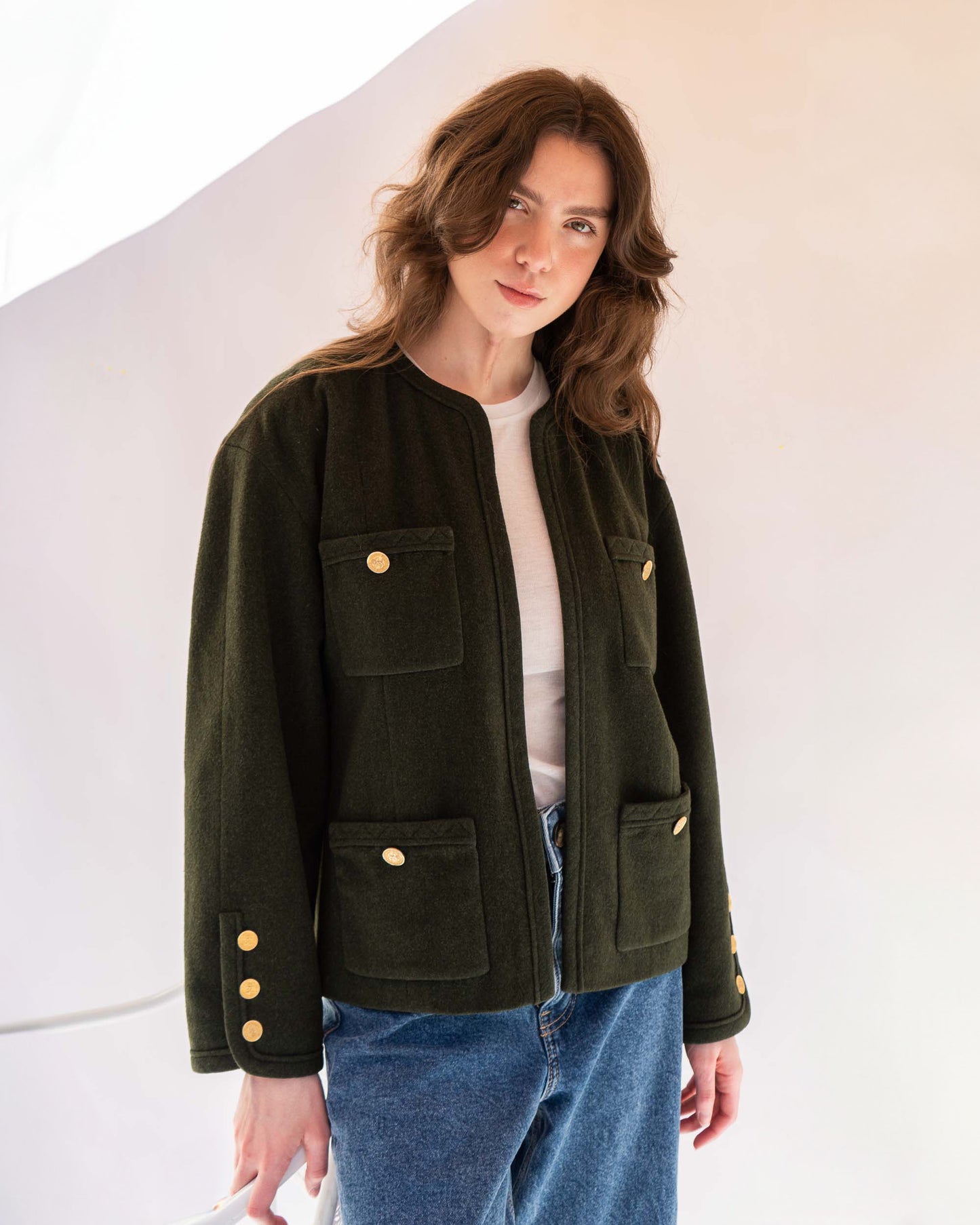 FR38-44 Rare Chanel Spring 1985 Timeless Collarless Four Pocket Coin Print Lining Green Wool Tweed Jacket