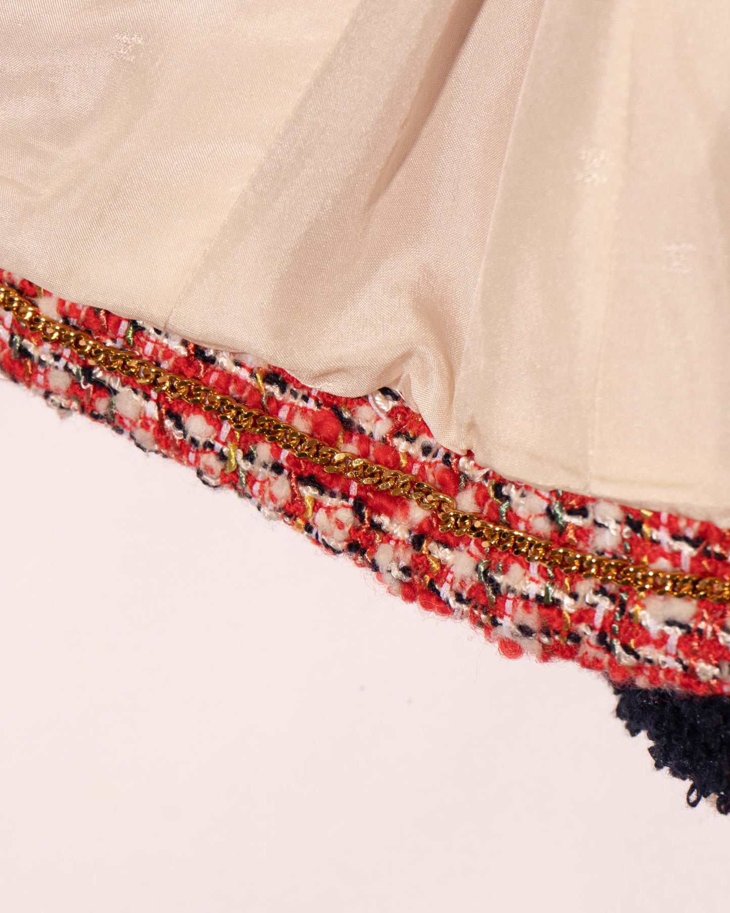 FR34-36 Rare Chanel Cruise 1995 Classic Cut Collarless Four Pocket Multicolor Fantasy Tweed Jacket