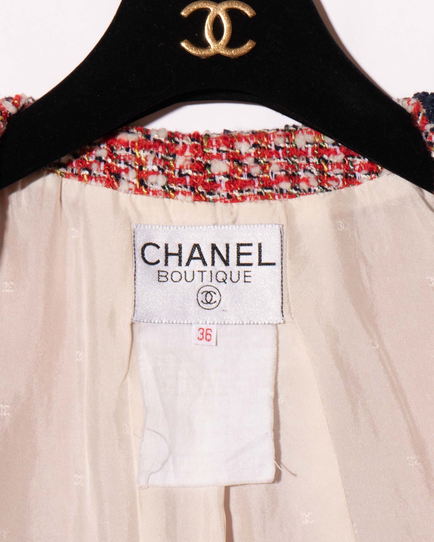 FR34-36 Rare Chanel Cruise 1995 Classic Cut Collarless Four Pocket Multicolor Fantasy Tweed Jacket