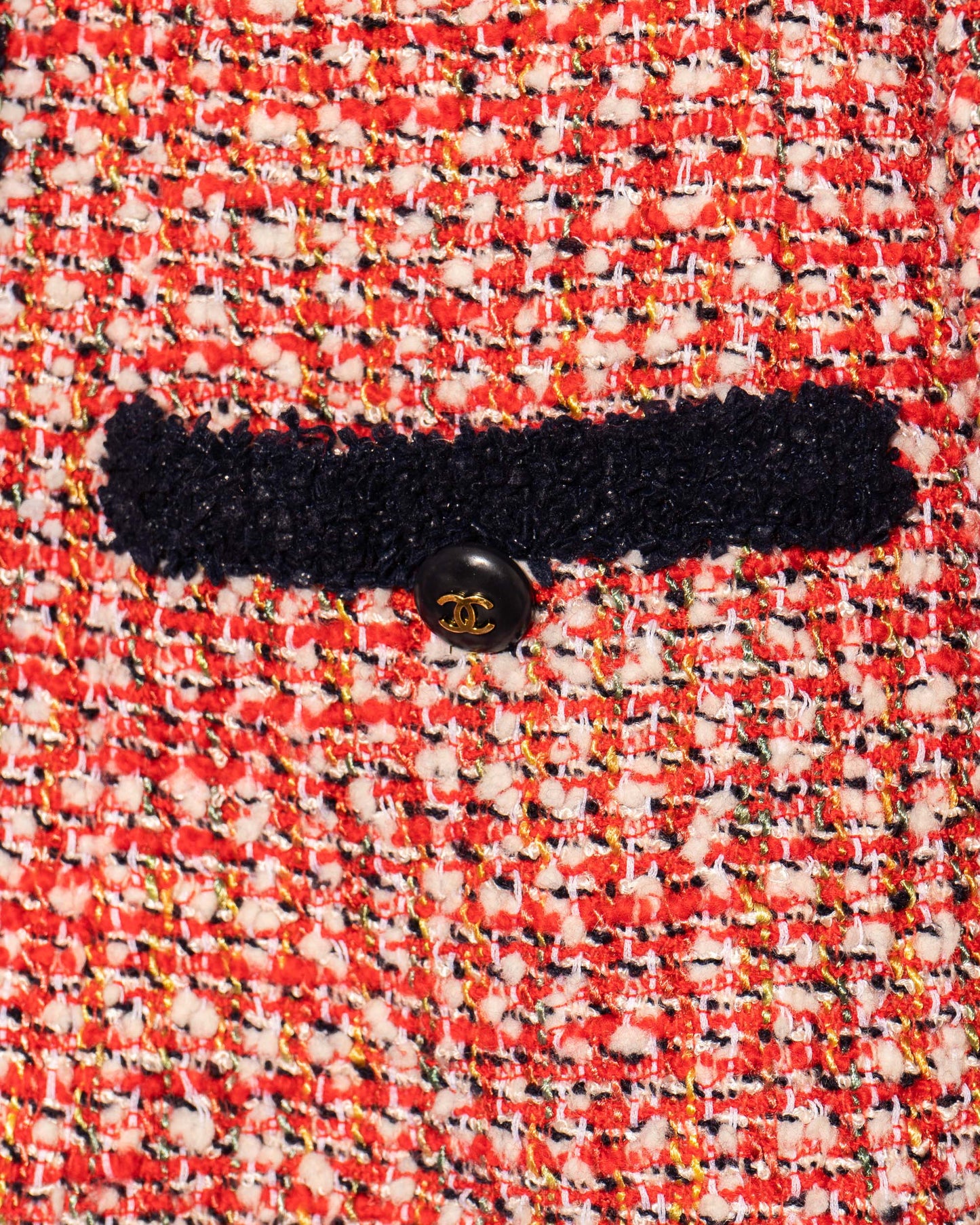 FR34-36 Rare Chanel Cruise 1995 Classic Cut Collarless Four Pocket Multicolor Fantasy Tweed Jacket