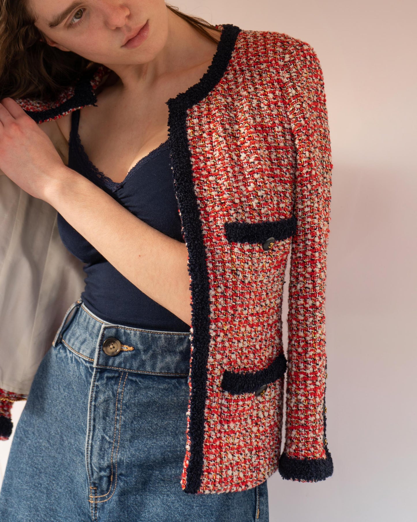 FR34-36 Rare Chanel Cruise 1995 Classic Cut Collarless Four Pocket Multicolor Fantasy Tweed Jacket