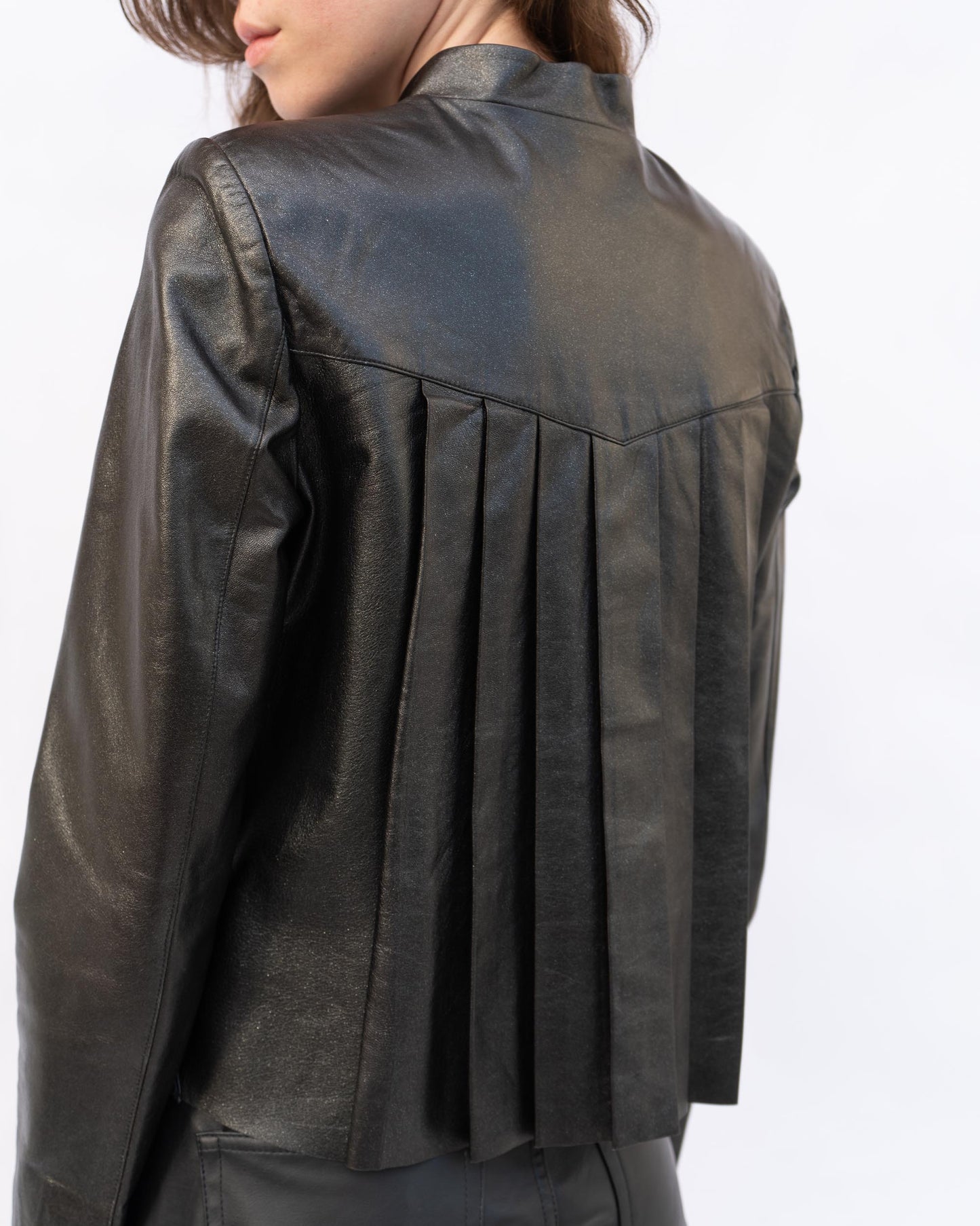 FR36-38 Rare Chanel Fall 2002 Pleated Shimmering Lambskin Jacket