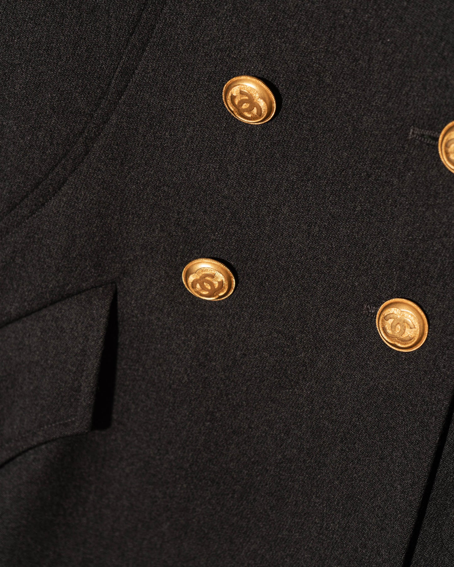 FR36-38 Rare Chanel Fall 1996 High Collar Two Pocket Doube Breasted Soft Wool Jacket - Vintage Chanel Jacket - - Rarchive.