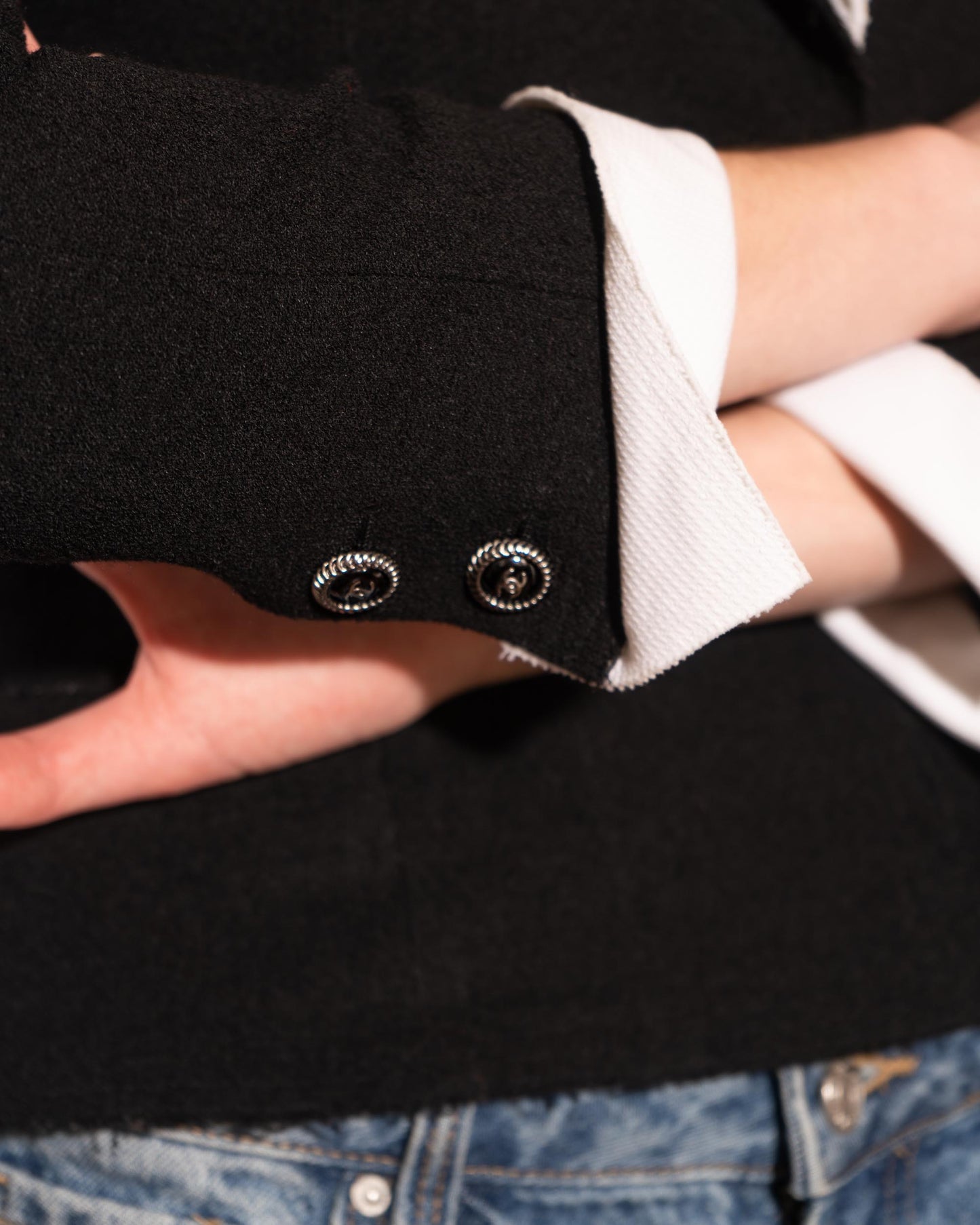 FR36 Chanel Spring 2007 Detachable Collar And Cuffs Two Pocket Short Black Wool Jacket And Cuff - Vintage Chanel Jacket - - Rarchive.