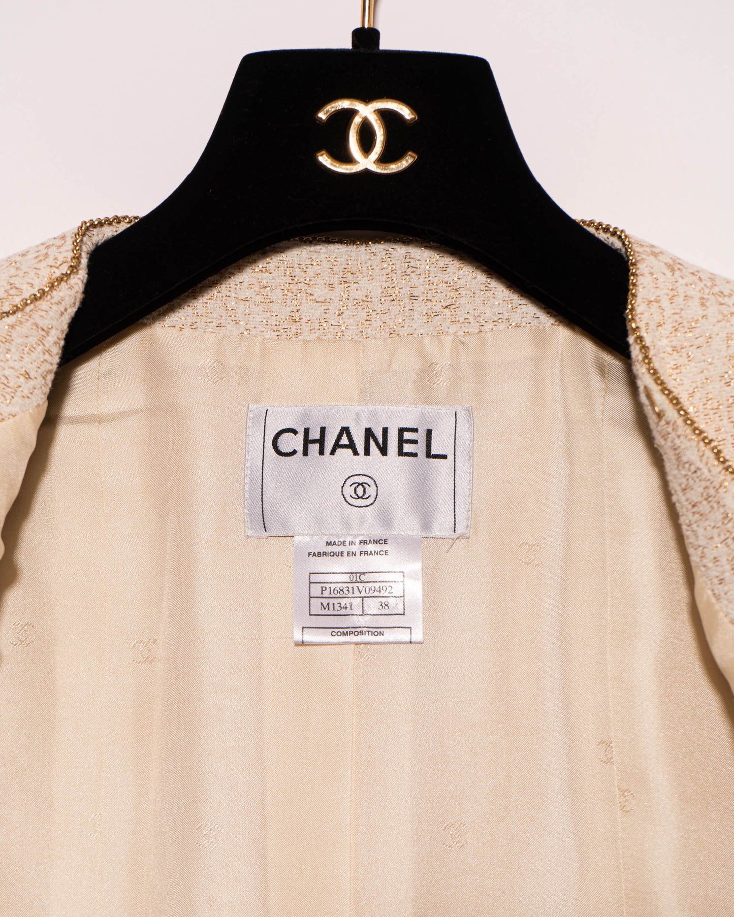 FR36-38 Rare Chanel Cruise 2001 Chain Accent Shimmering Tweed Jacket - Vintage Chanel Jacket - - Rarchive.