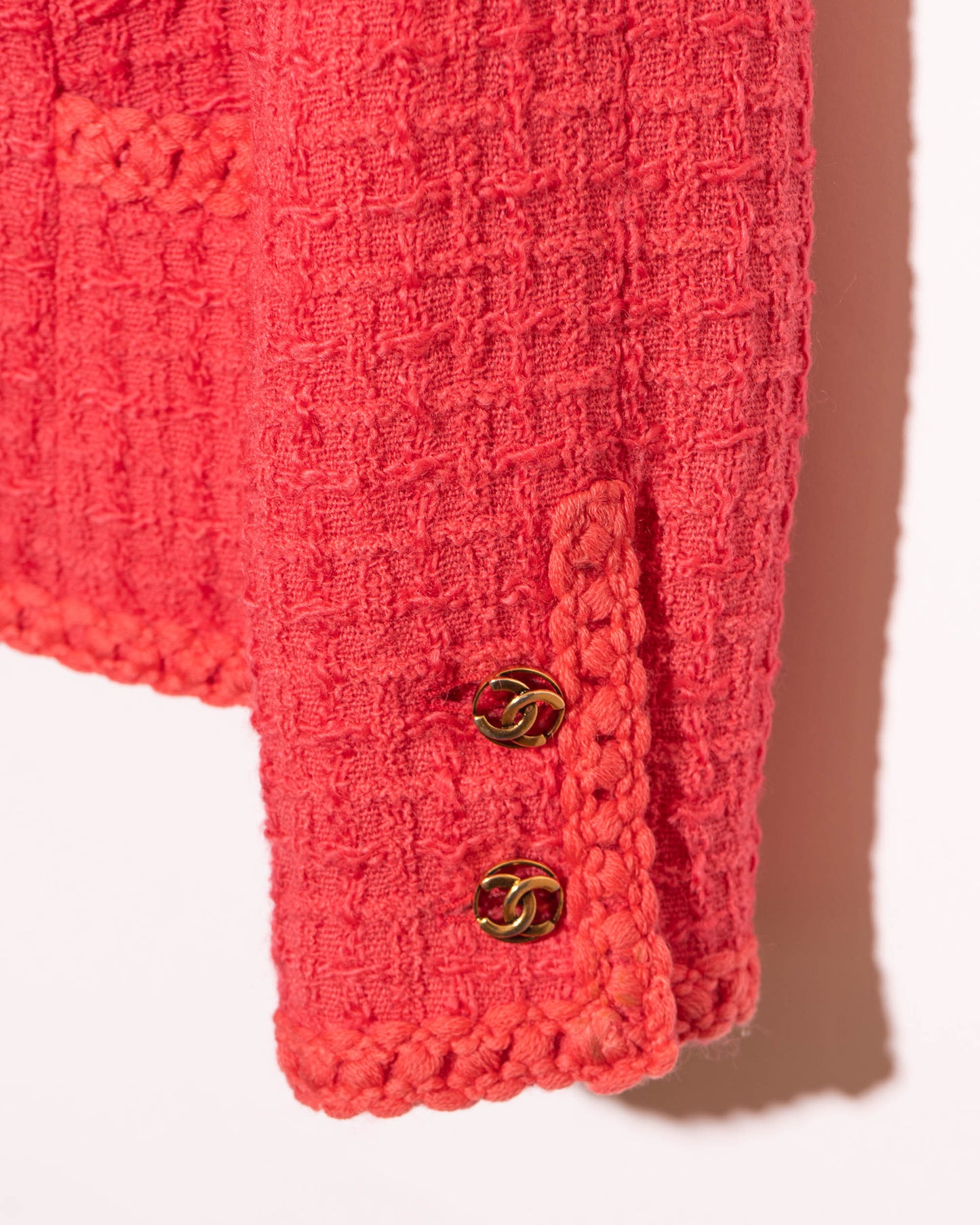 FR36-38 Rare Chanel Spring 1983 Classic Two Pocket Pink Wool Tweed Jacket - Vintage Chanel Jacket - - Rarchive.