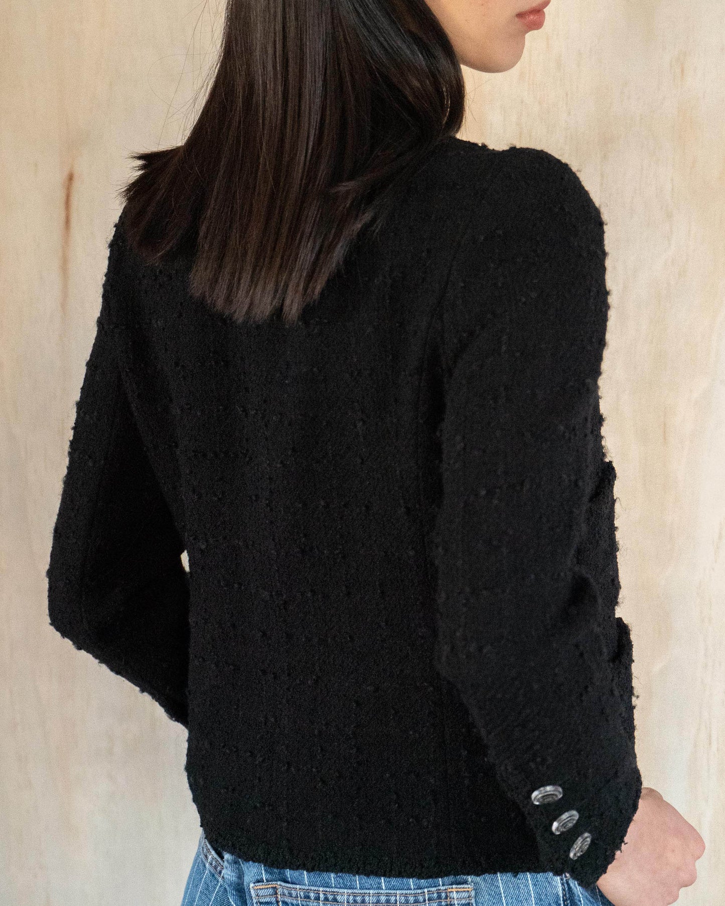 FR34-36 Chanel Fall 2009 Timeless Classic Collarless Four Pocket Black Tweed Jacket