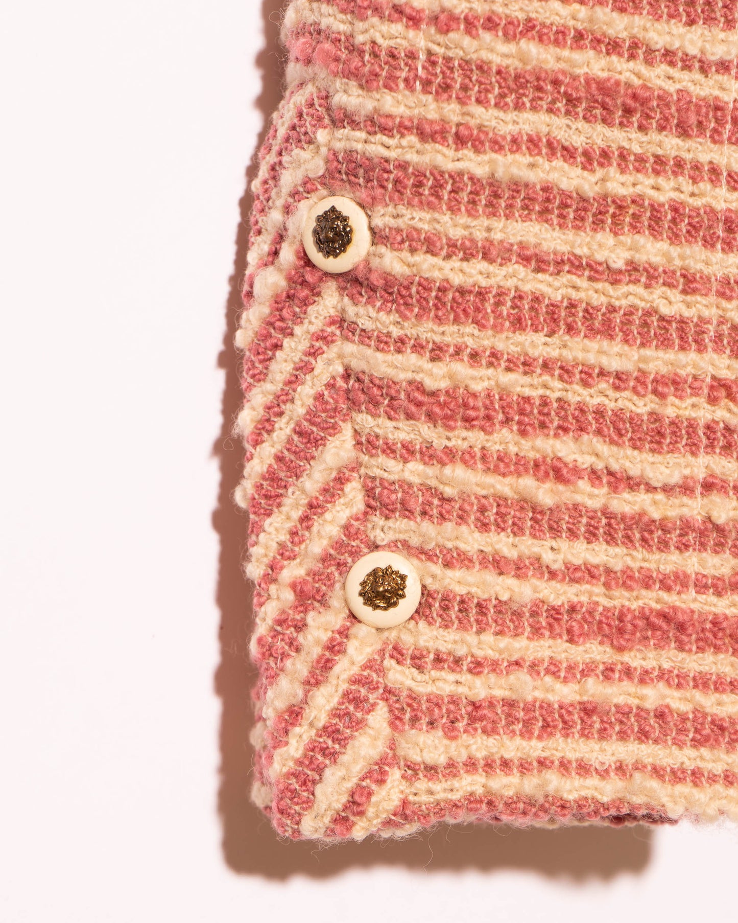 FR38-40 Chanel Creations 1970s Two Pocket Collarless Striped Tweed Jacket - Vintage Chanel Jacket - - Rarchive.