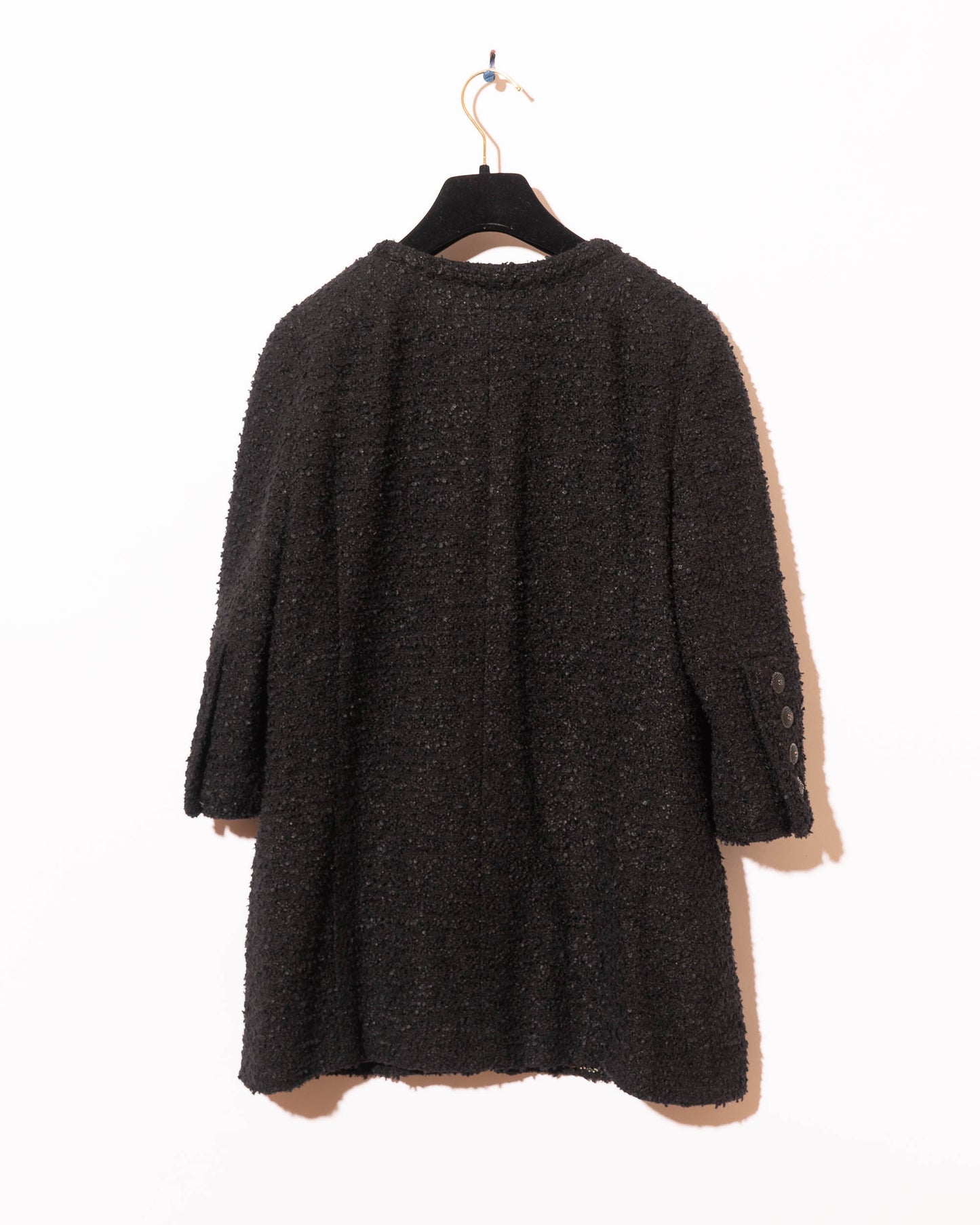 FR38-40 Chanel Spring 2002 Two Pocket Collarless Tweed Boucle Jacket - Vintage Chanel Jacket - - Rarchive.