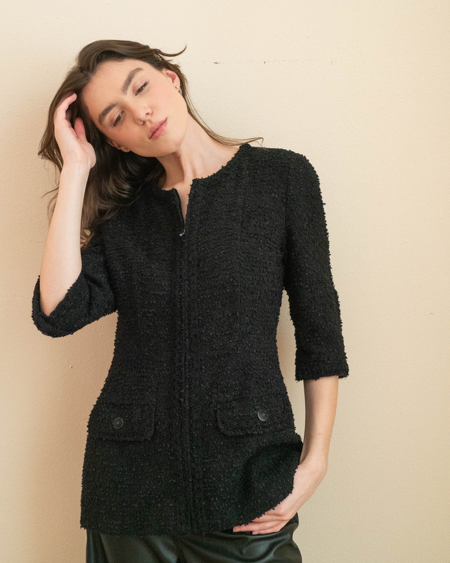 FR38-40 Chanel Spring 2002 Two Pocket Collarless Tweed Boucle Jacket - Vintage Chanel Jacket - - Rarchive.
