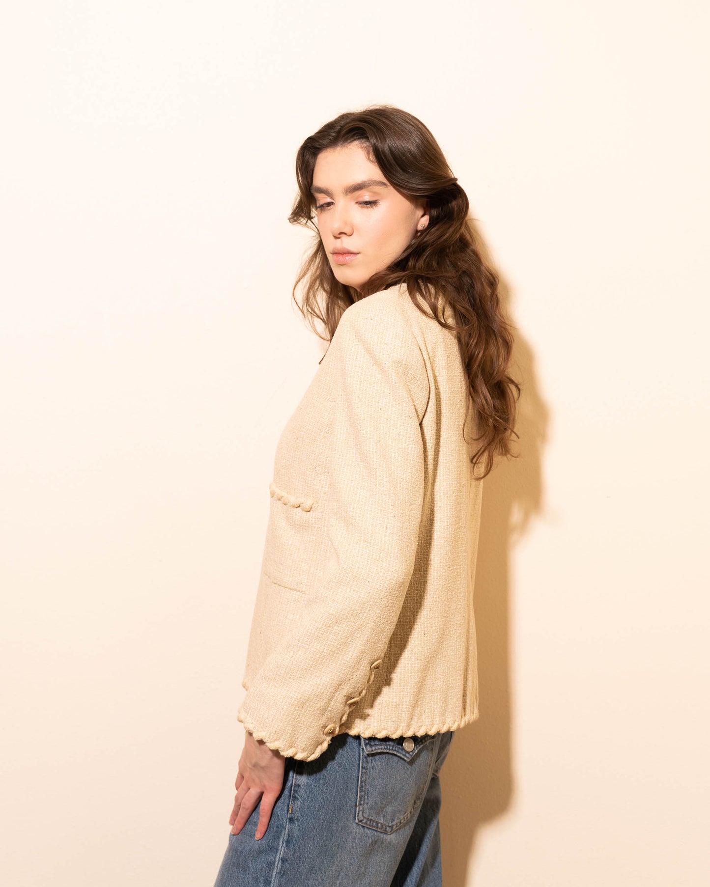 FR38-40 Chanel Creations 1970s Two-Pocketed Beige Jacket - Vintage Chanel Jacket - - Rarchive.