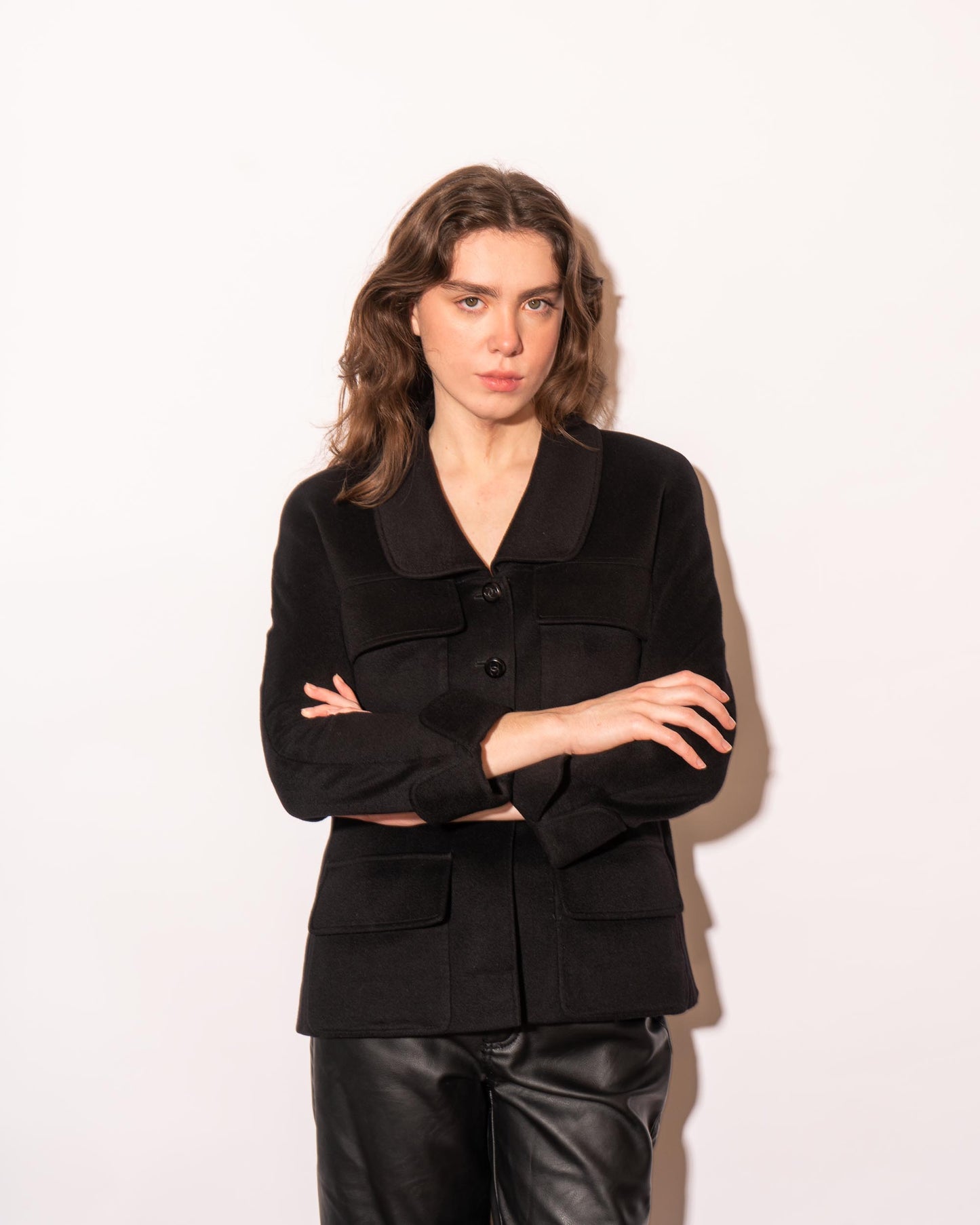 FR36-38 Chanel Fall 1998 Four Pocket Fitted Cut Black Cashmere Jacket - Vintage Chanel Jacket - Jacket - Rarchive.