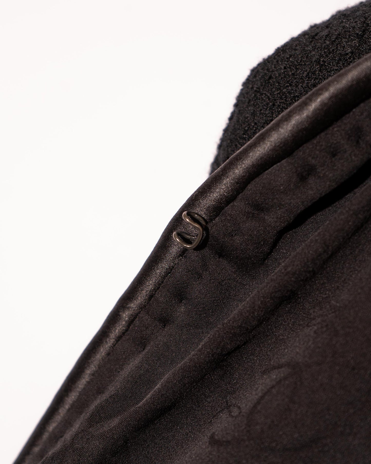 FR36-38 Chanel Pre-Fall 2015 Two Collarless Two Pocket Black Wool Tweed Jacket - Vintage Chanel Jacket - Jacket - Rarchive.