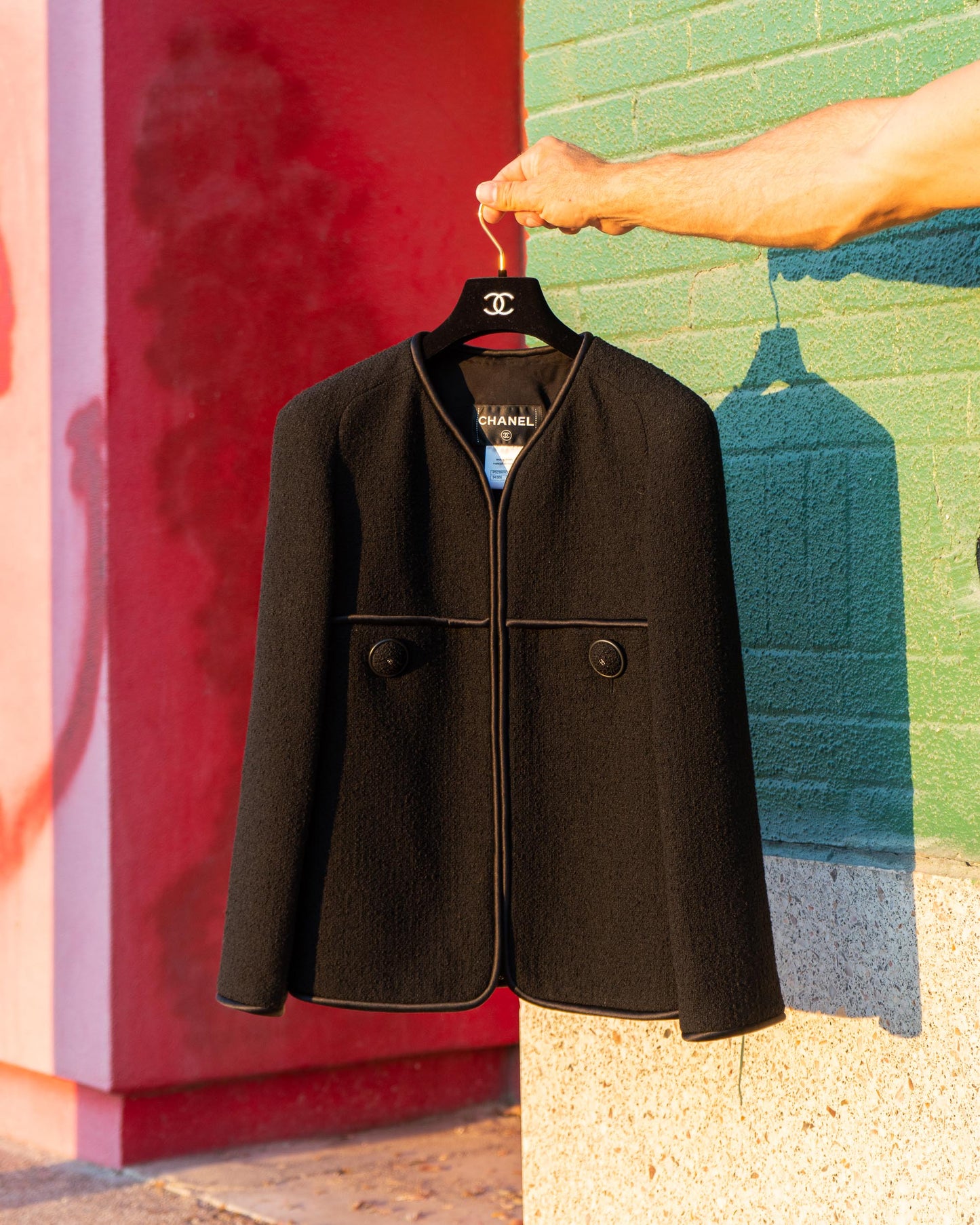 FR36-38 Chanel Pre-Fall 2015 Two Collarless Two Pocket Black Wool Tweed Jacket - Vintage Chanel Jacket - Jacket - Rarchive.