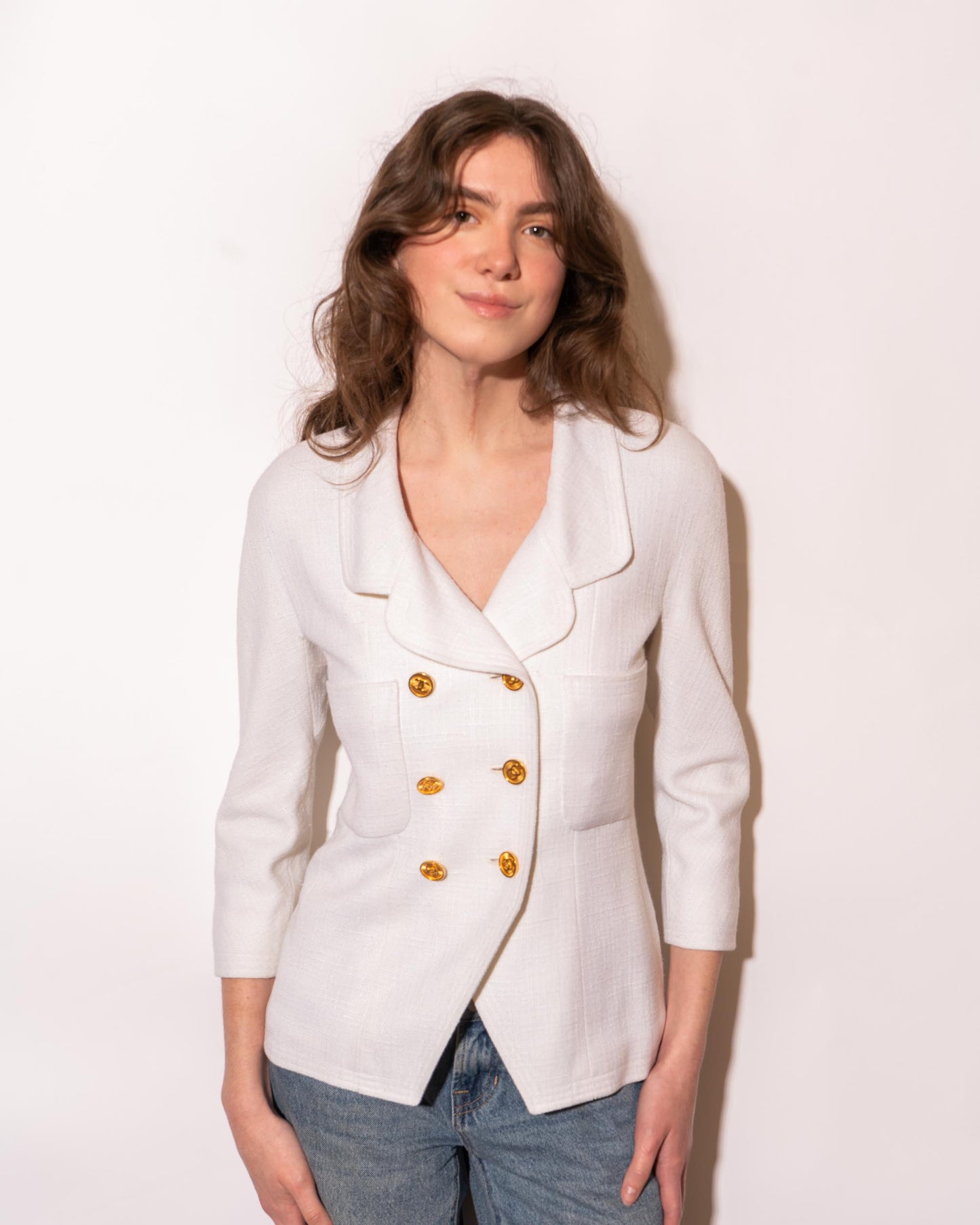 FR36-38 Chanel Cruise 1990 Double-Breasted Two-Pocketed Linen Blend Jacket - Vintage Chanel Jacket - - Rarchive.