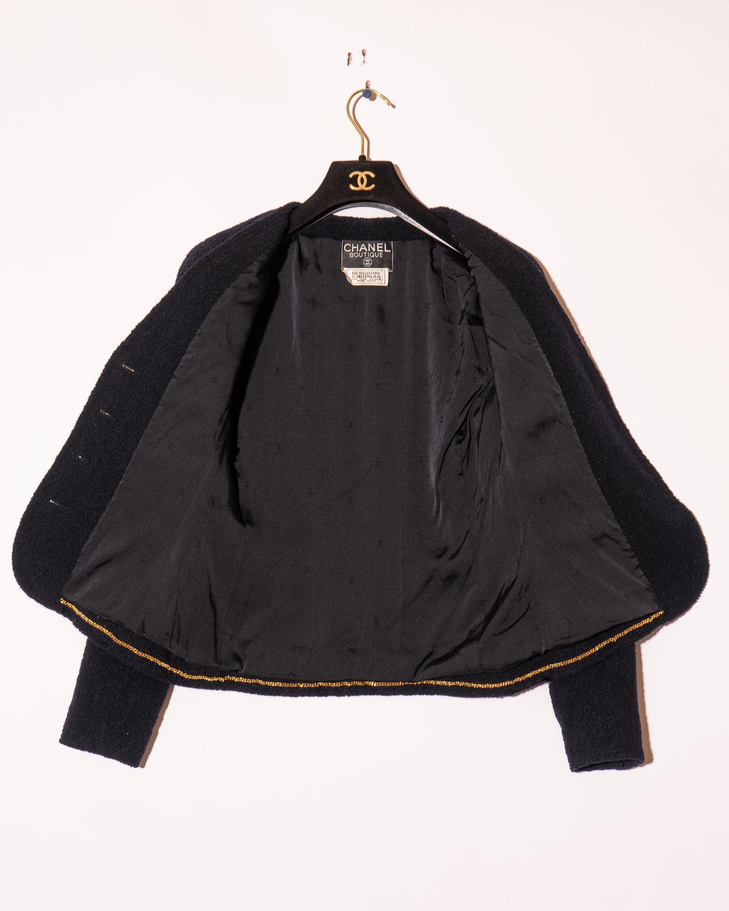 FR34-36 Chanel Spring 1993 Two Pocket Navy Tweed Boucle Jacket - Vintage Chanel Jacket - Jacket - Rarchive.