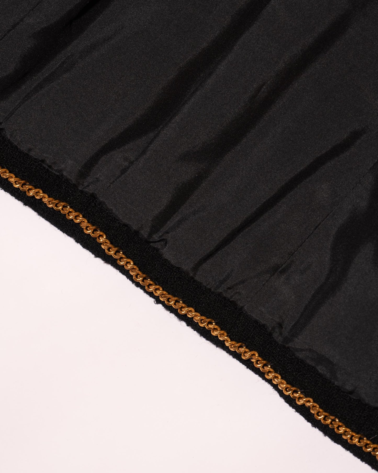 FR38-40 Chanel Fall 1987 Four Pocket Silk Detail Classic Black Wool Jacket - Vintage Chanel Jacket - - Rarchive.