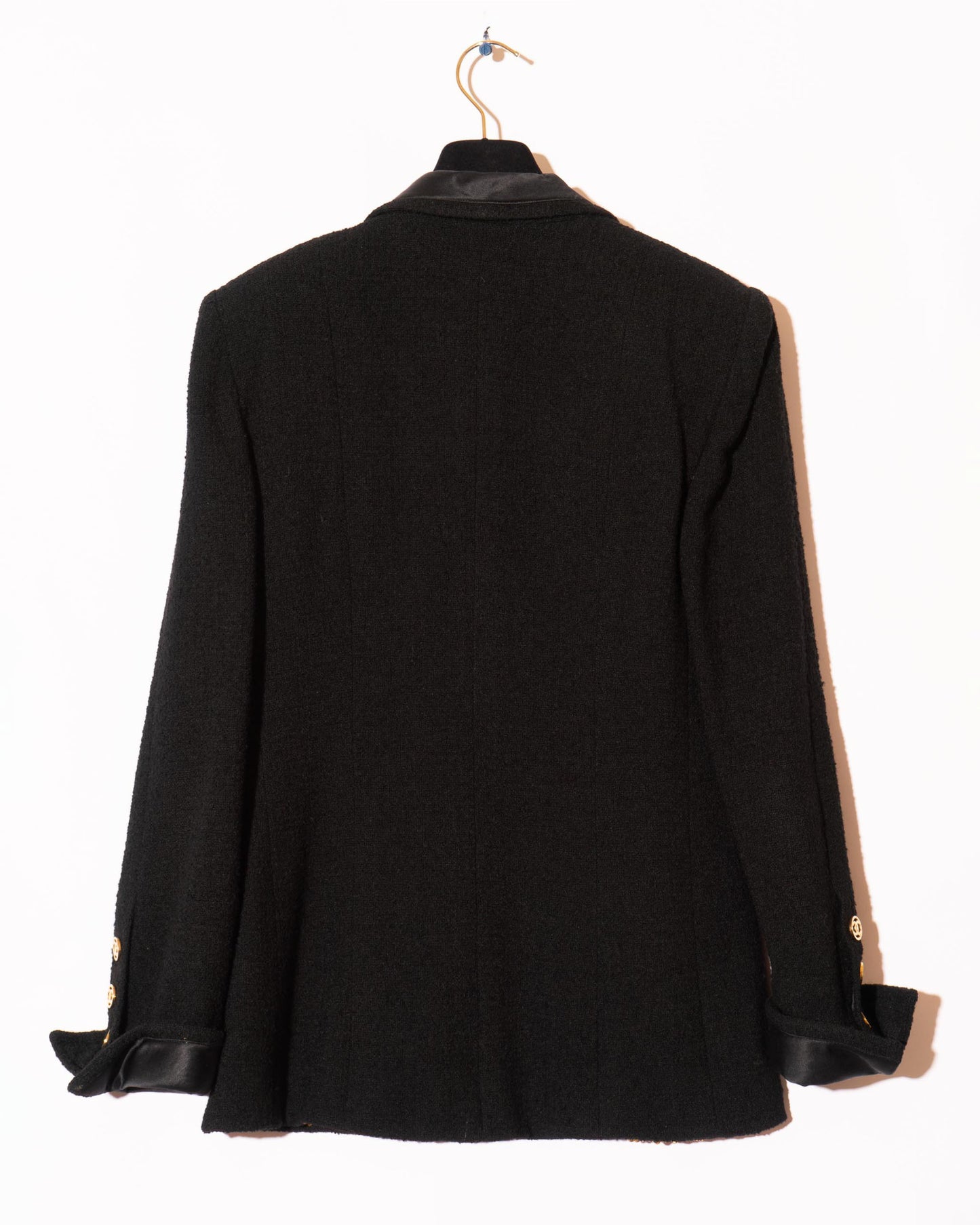 FR38-40 Chanel Fall 1987 Four Pocket Silk Detail Classic Black Wool Jacket - Vintage Chanel Jacket - - Rarchive.