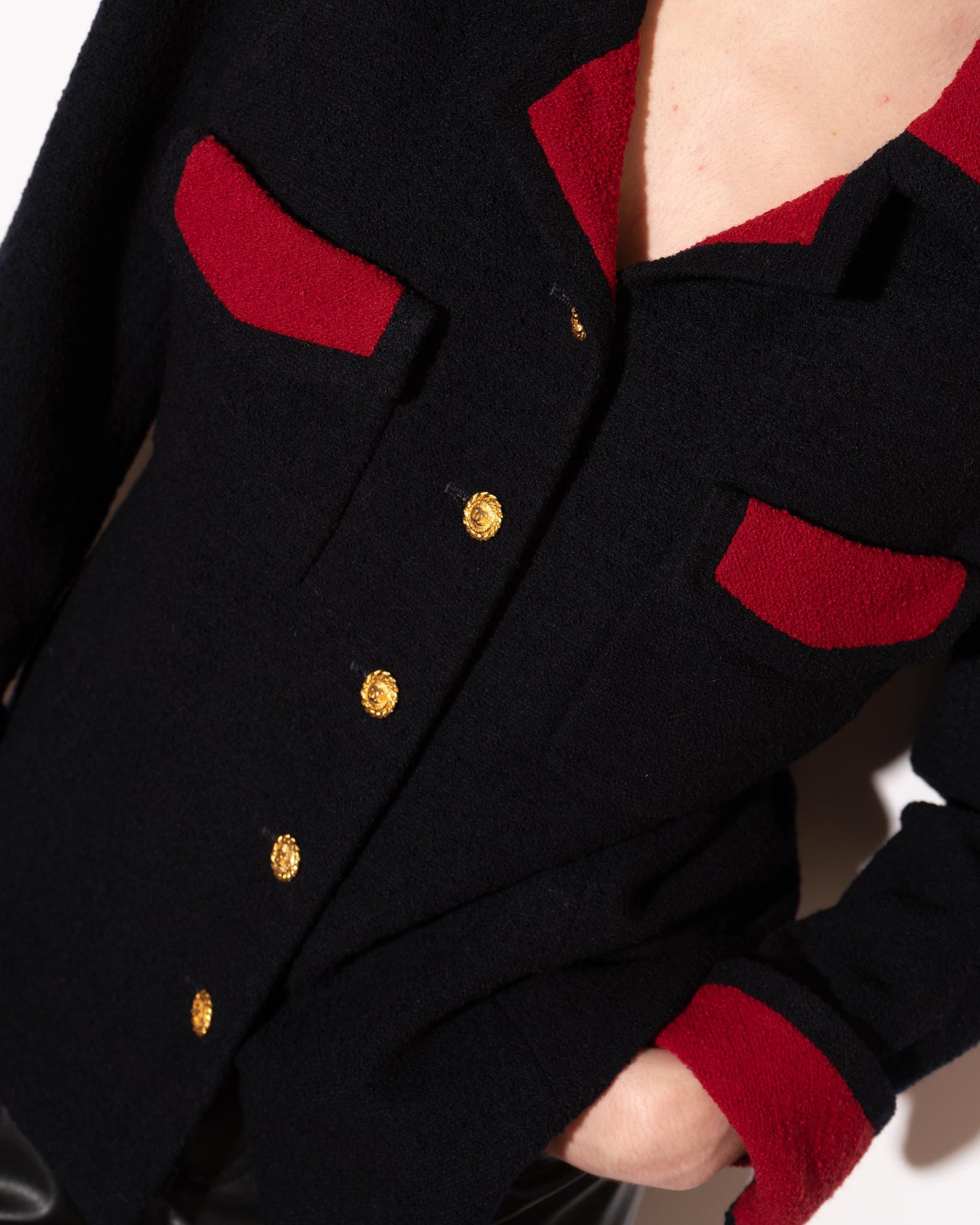 FR38-40 Chanel 1980s Two Pocket Dark Navy and Red Tweed Jacket - Vintage Chanel Jacket - - Rarchive.